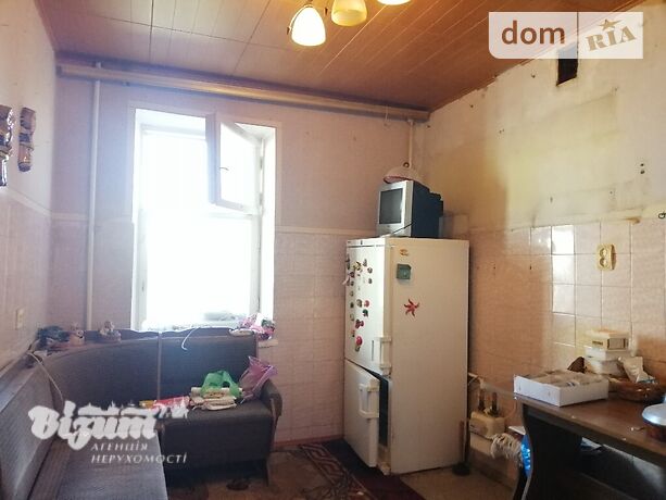 Продаж трикімнатної квартири в Тернополі, на вул. Торговиця, район Центр фото 1 Продаж трикімнатної квартири в Тернополі, на вул. Торговиця, район Центр фото 1