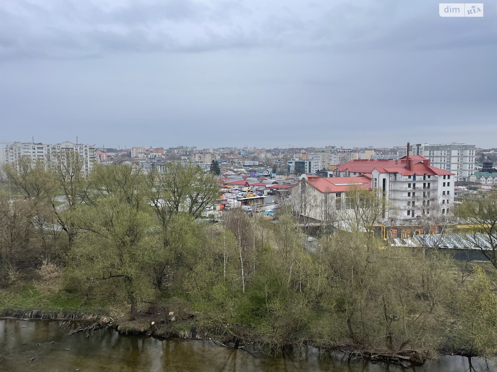 Продажа двухкомнатной квартиры в Тернополе, на пер. Кирпичный, район Центр фото 1 Продажа двухкомнатной квартиры в Тернополе, на пер. Кирпичный, район Центр фото 1