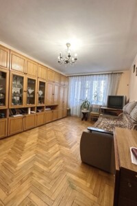 Продажа трехкомнатной квартиры в Тернополе, на ул. Коллонтая Гуго 2, район Центр фото 2 Продажа трехкомнатной квартиры в Тернополе, на ул. Коллонтая Гуго 2, район Центр фото 2