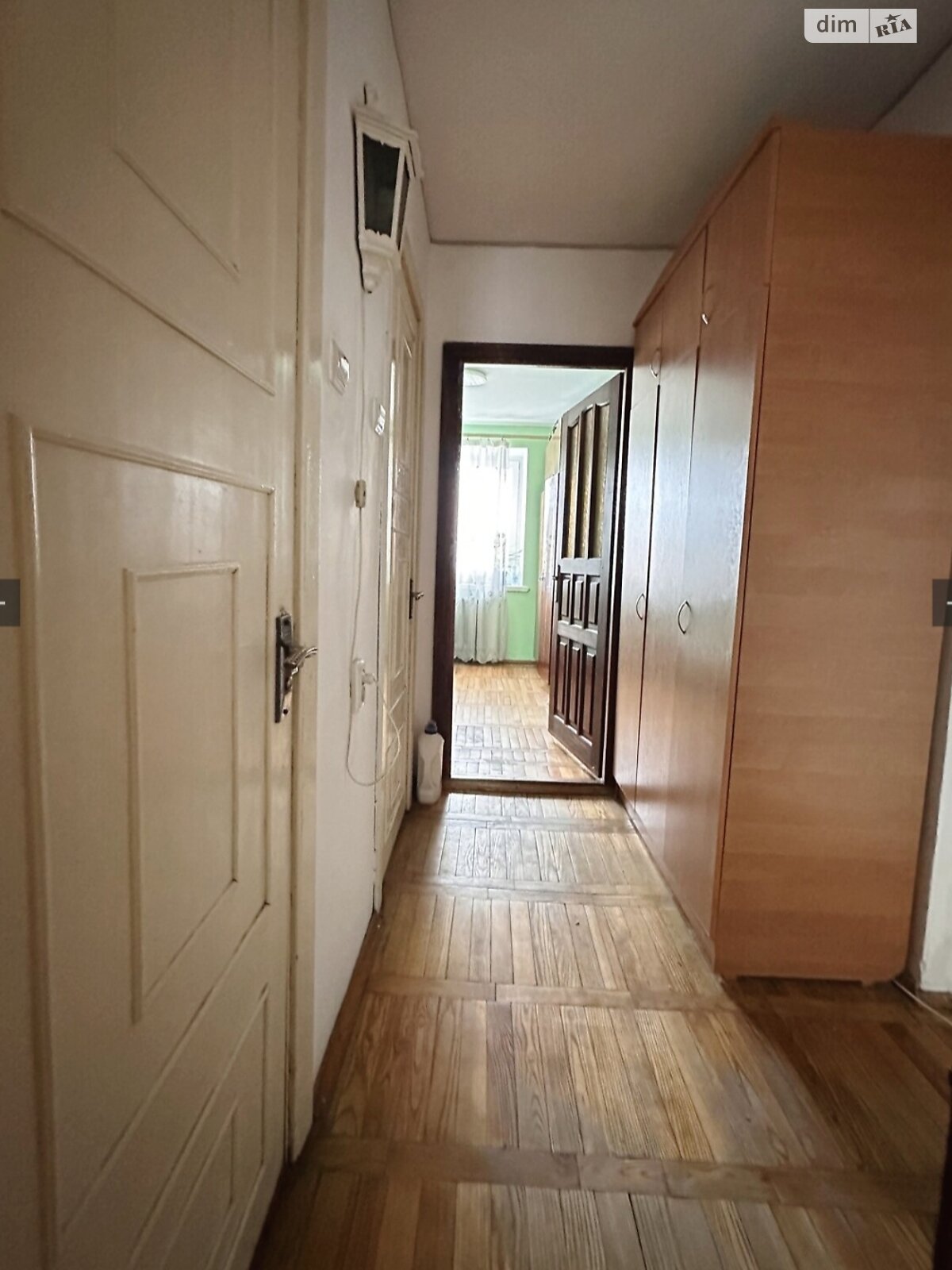 Продажа трехкомнатной квартиры в Тернополе, на ул. Коллонтая Гуго 2, район Центр фото 1 Продажа трехкомнатной квартиры в Тернополе, на ул. Коллонтая Гуго 2, район Центр фото 1