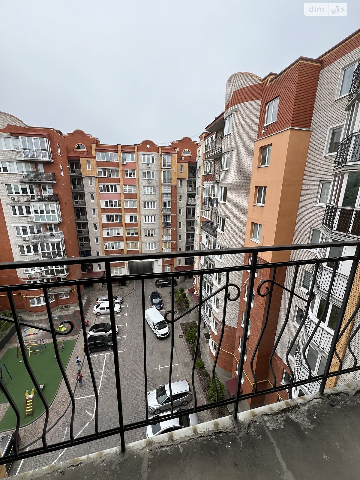 Продажа трехкомнатной квартиры в Тернополе, на ул. Коцюбинского, район Центр фото 1 Продажа трехкомнатной квартиры в Тернополе, на ул. Коцюбинского, район Центр фото 1