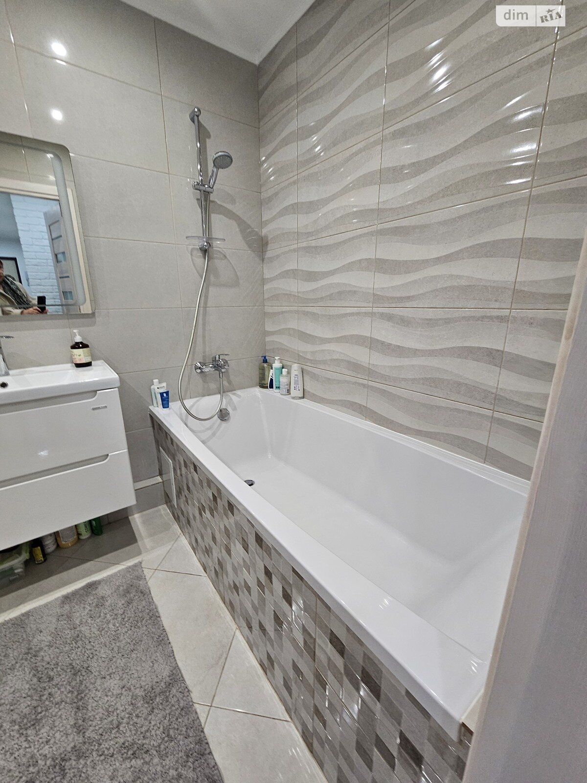 Продажа трехкомнатной квартиры в Тернополе, на ул. Крушельницкой Соломии 55, район Центр фото 1