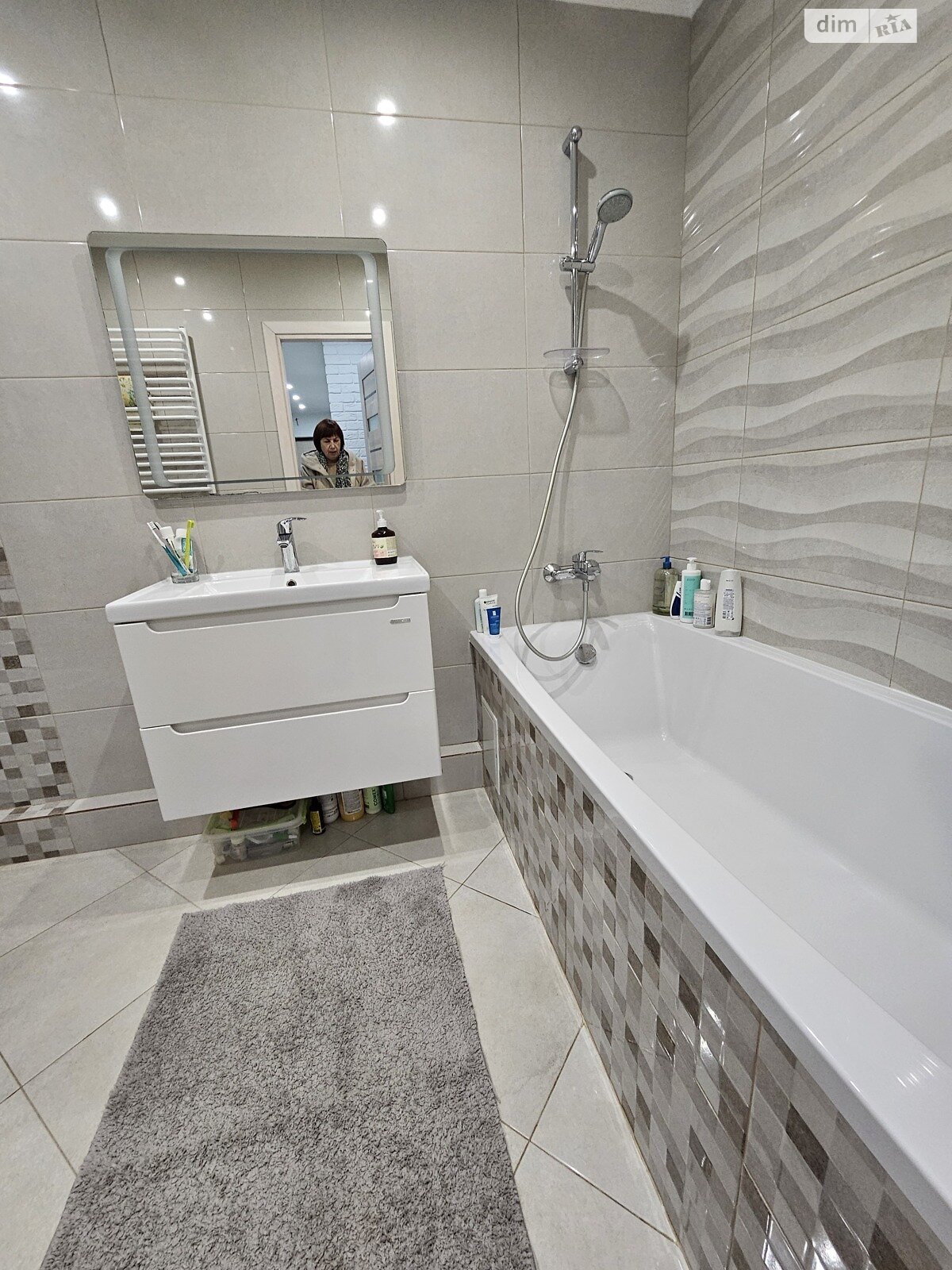 Продажа трехкомнатной квартиры в Тернополе, на ул. Крушельницкой Соломии 55, район Центр фото 1