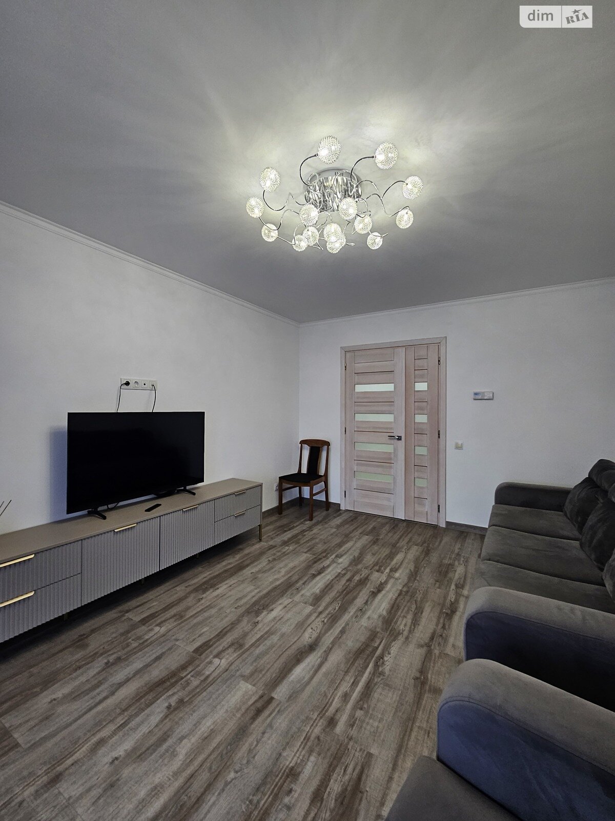 Продажа трехкомнатной квартиры в Тернополе, на ул. Крушельницкой Соломии 55, район Центр фото 1