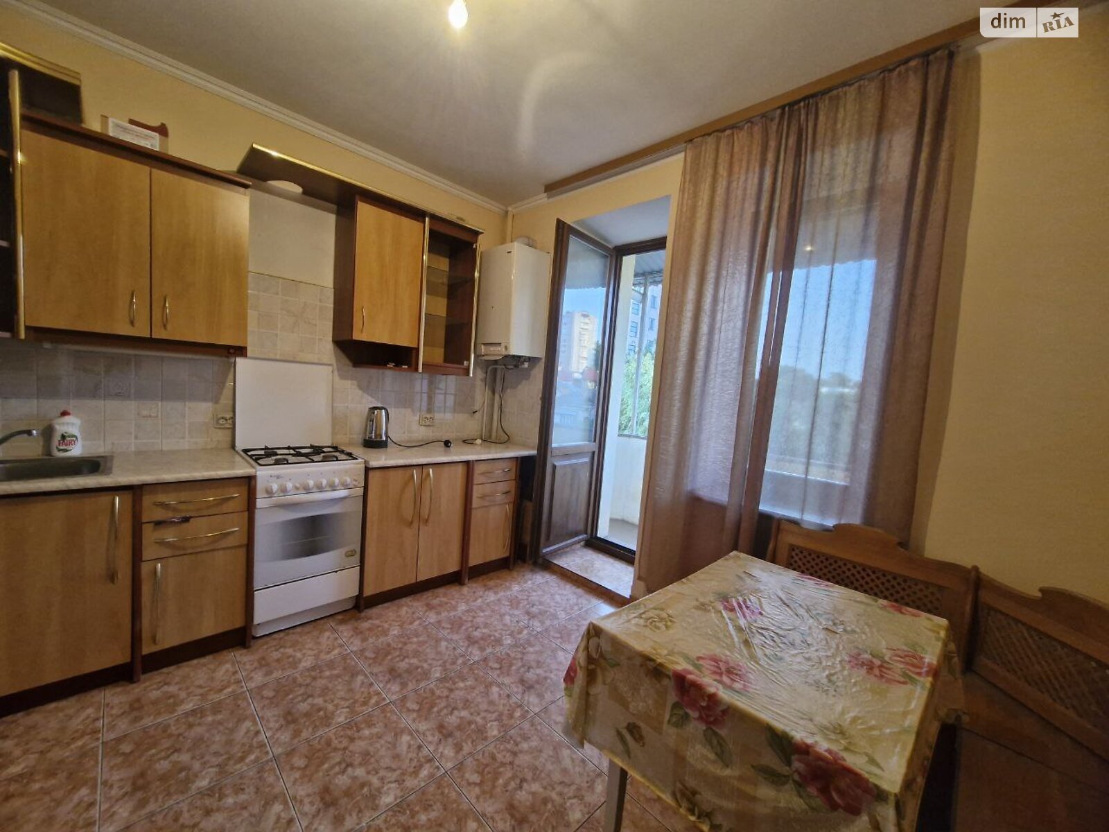Продаж двокімнатної квартири в Тернополі, на вул. Липова 10, район Центр фото 1 Продаж двокімнатної квартири в Тернополі, на вул. Липова 10, район Центр фото 1
