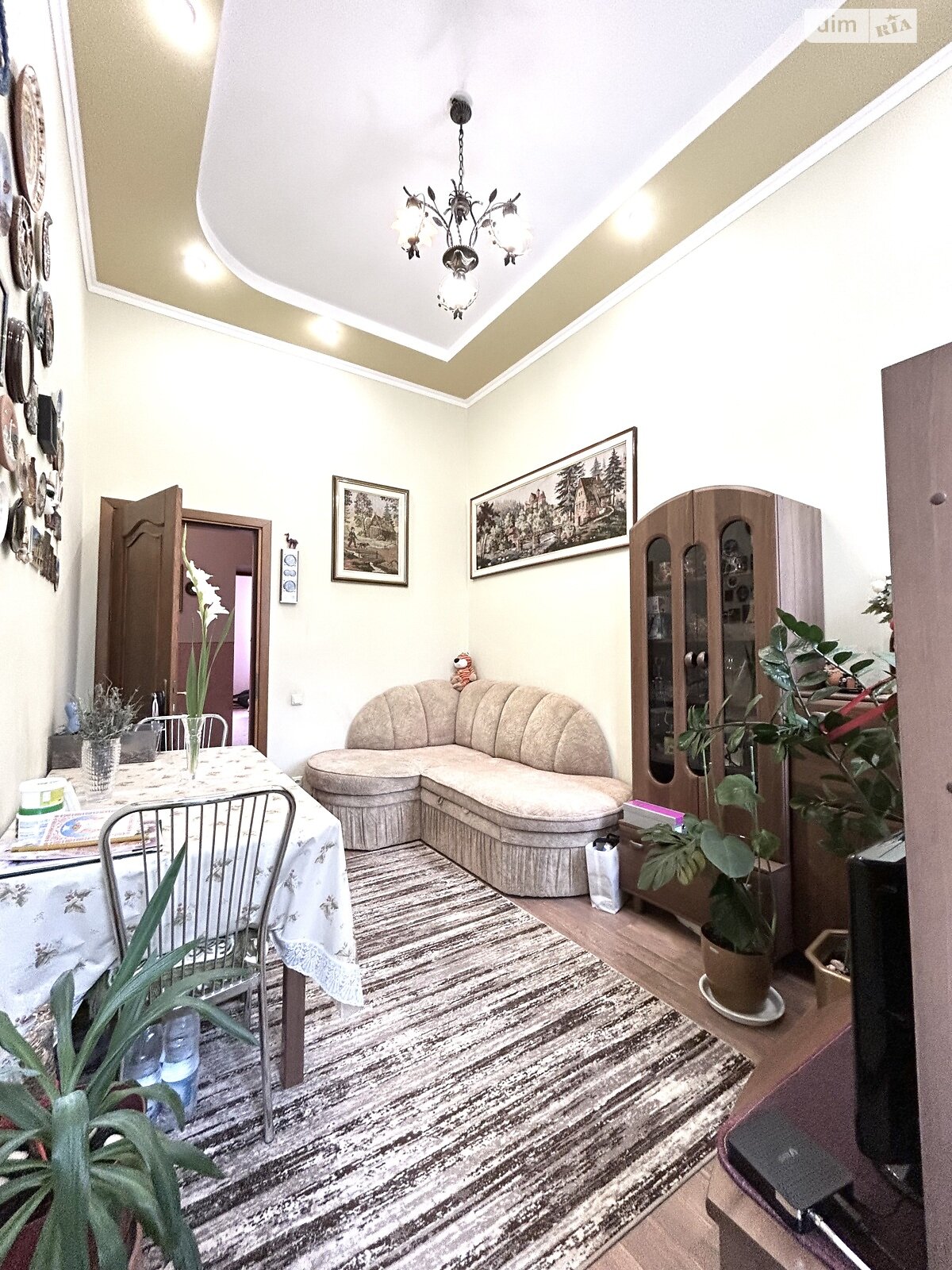 Продажа четырехкомнатной квартиры в Тернополе, на ул. Листопадовая 6, район Центр фото 1 Продажа четырехкомнатной квартиры в Тернополе, на ул. Листопадовая 6, район Центр фото 1