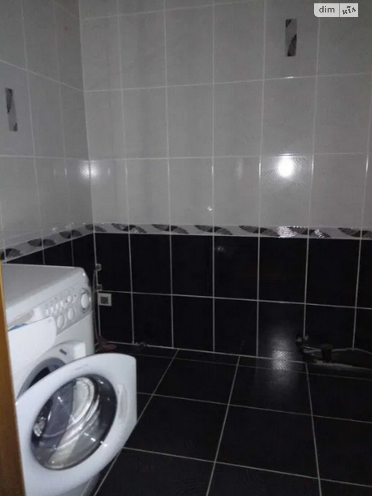 Продаж трикімнатної квартири в Тернополі, на вул. Лозовецька, район Центр фото 1 Продаж трикімнатної квартири в Тернополі, на вул. Лозовецька, район Центр фото 1