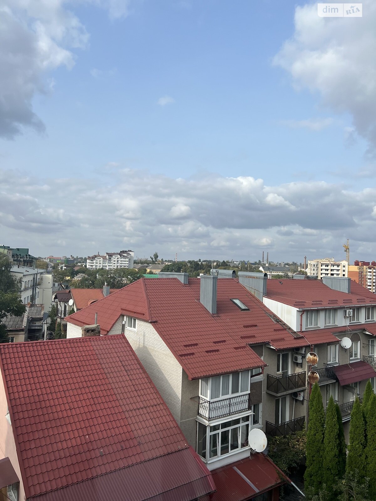 Продаж чотирикімнатної квартири в Тернополі, на вул. Лисенка, район Центр фото 1