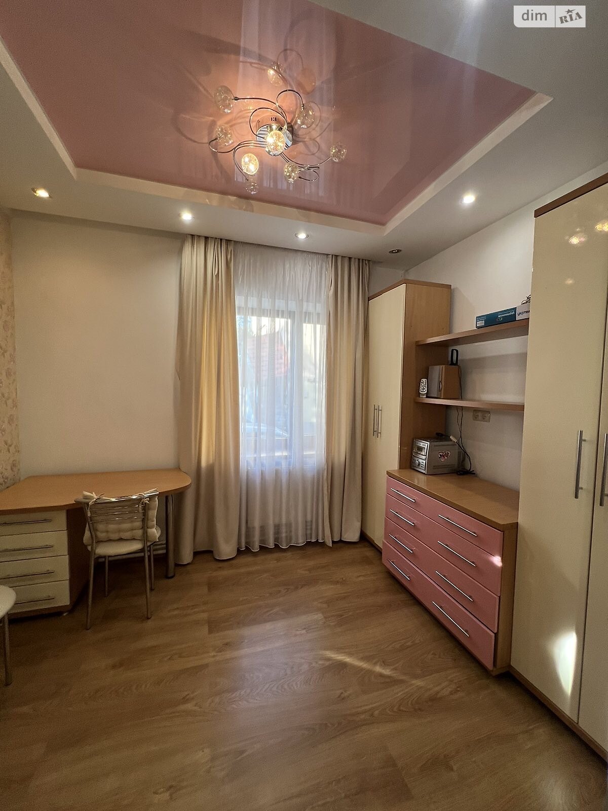Продаж двокімнатної квартири в Тернополі, на вул. Над Ставом, район Центр фото 1 Продаж двокімнатної квартири в Тернополі, на вул. Над Ставом, район Центр фото 1