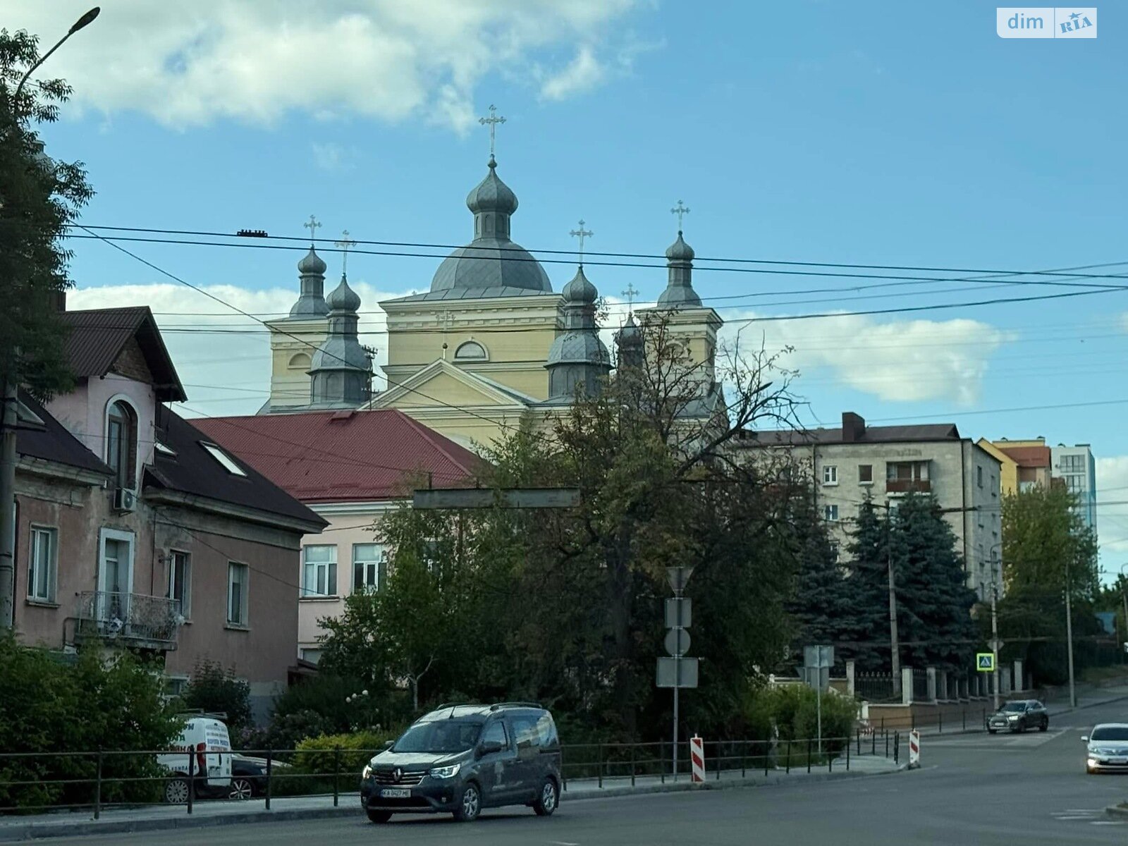 Продаж трикімнатної квартири в Тернополі, на вул. Острозького Князя, район Центр фото 1 Продаж трикімнатної квартири в Тернополі, на вул. Острозького Князя, район Центр фото 1