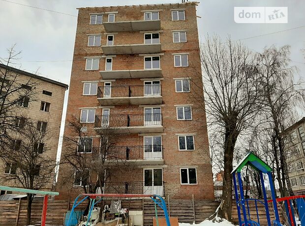 Продажа двухкомнатной квартиры в Тернополе, на ул. Лозовецкая, район Центр фото 1 Продажа двухкомнатной квартиры в Тернополе, на ул. Лозовецкая, район Центр фото 1