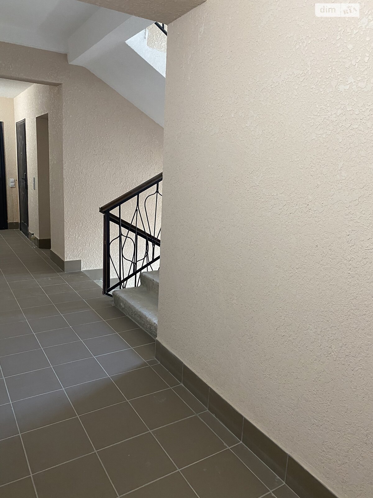Продаж трикімнатної квартири в Тернополі, на вул. Пирогова 46, район Центр фото 1 Продаж трикімнатної квартири в Тернополі, на вул. Пирогова 46, район Центр фото 1