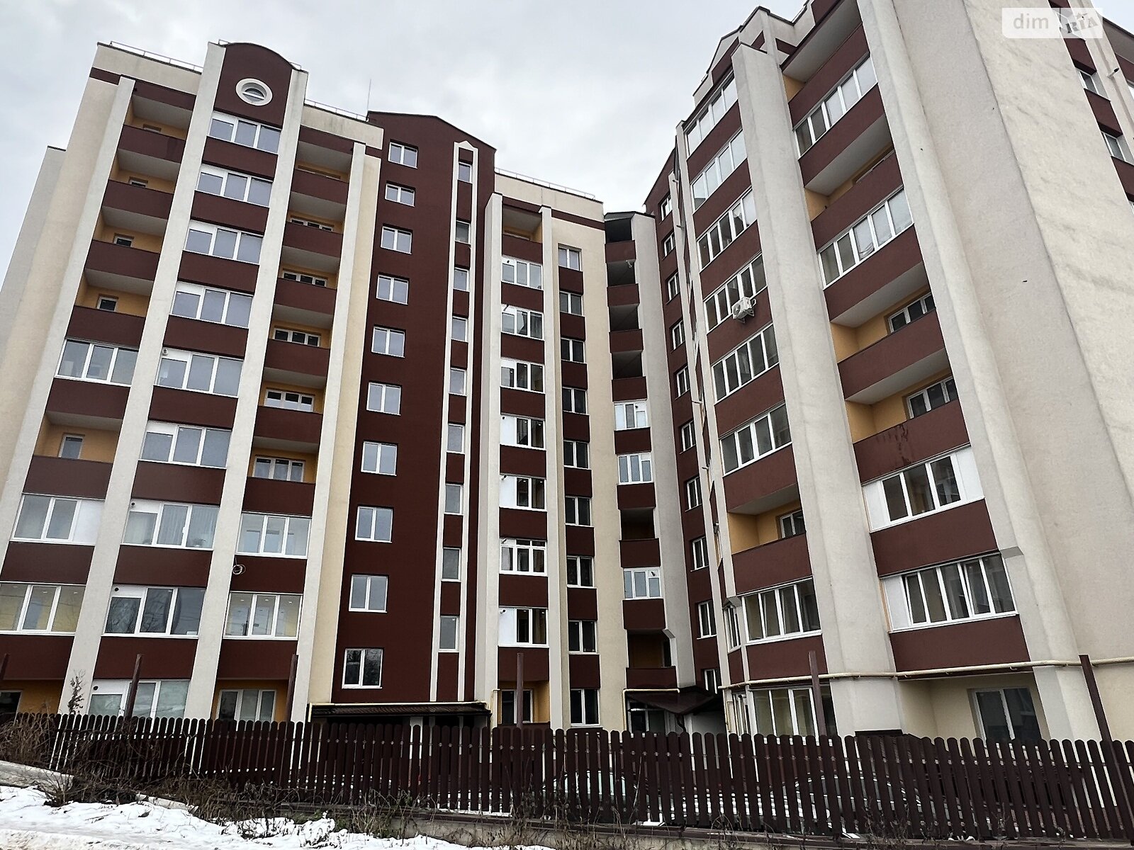 Продаж трикімнатної квартири в Тернополі, на вул. Пирогова 46, район Центр фото 1 Продаж трикімнатної квартири в Тернополі, на вул. Пирогова 46, район Центр фото 1