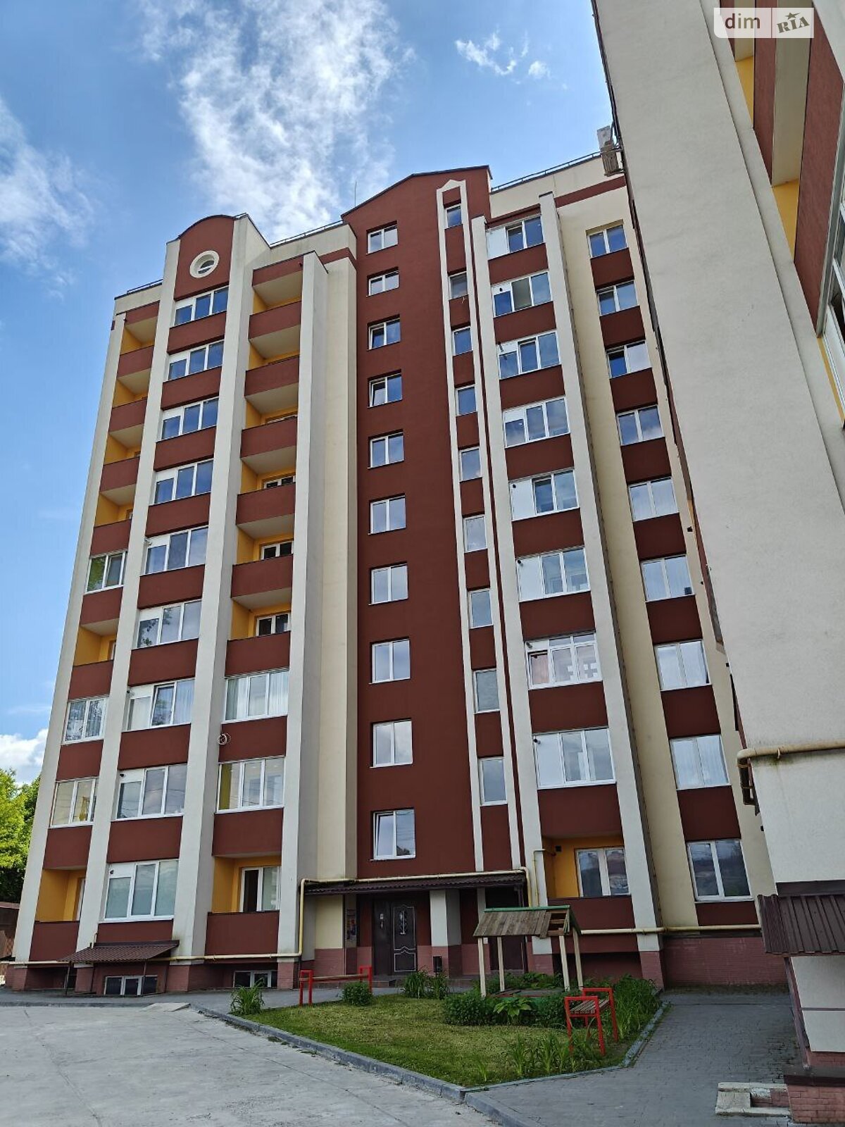 Продажа двухкомнатной квартиры в Тернополе, на ул. Пирогова, район Центр фото 1 Продажа двухкомнатной квартиры в Тернополе, на ул. Пирогова, район Центр фото 1