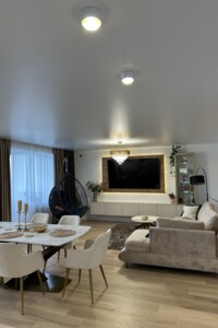 Продаж трикімнатної квартири в Тернополі, на вул. Пирогова 46, район Центр фото 2