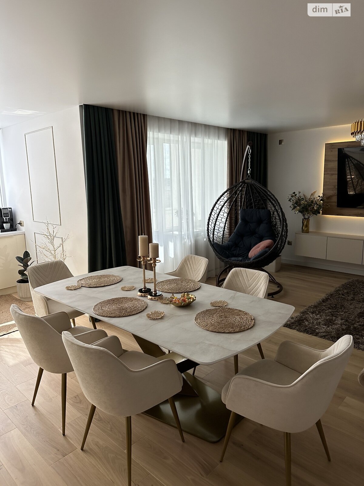 Продаж трикімнатної квартири в Тернополі, на вул. Пирогова 46, район Центр фото 1 Продаж трикімнатної квартири в Тернополі, на вул. Пирогова 46, район Центр фото 1