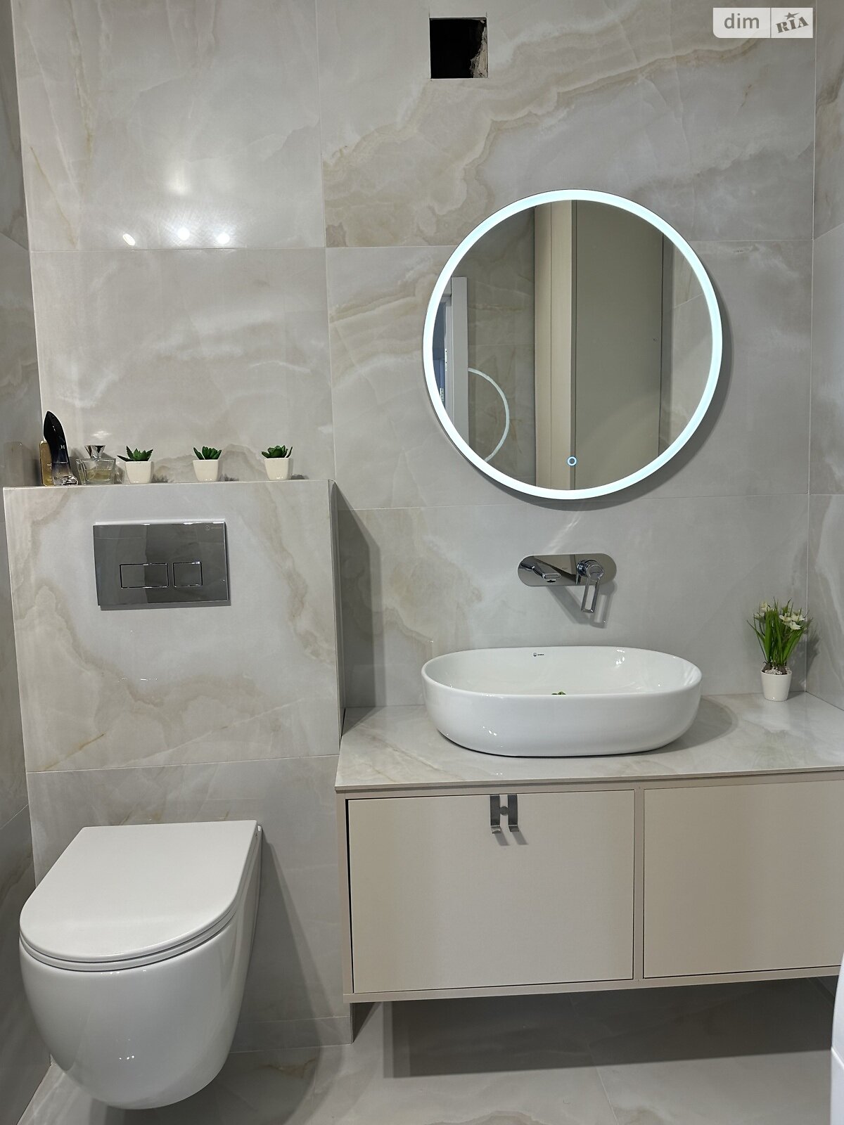 Продаж трикімнатної квартири в Тернополі, на вул. Пирогова 46, район Центр фото 1 Продаж трикімнатної квартири в Тернополі, на вул. Пирогова 46, район Центр фото 1