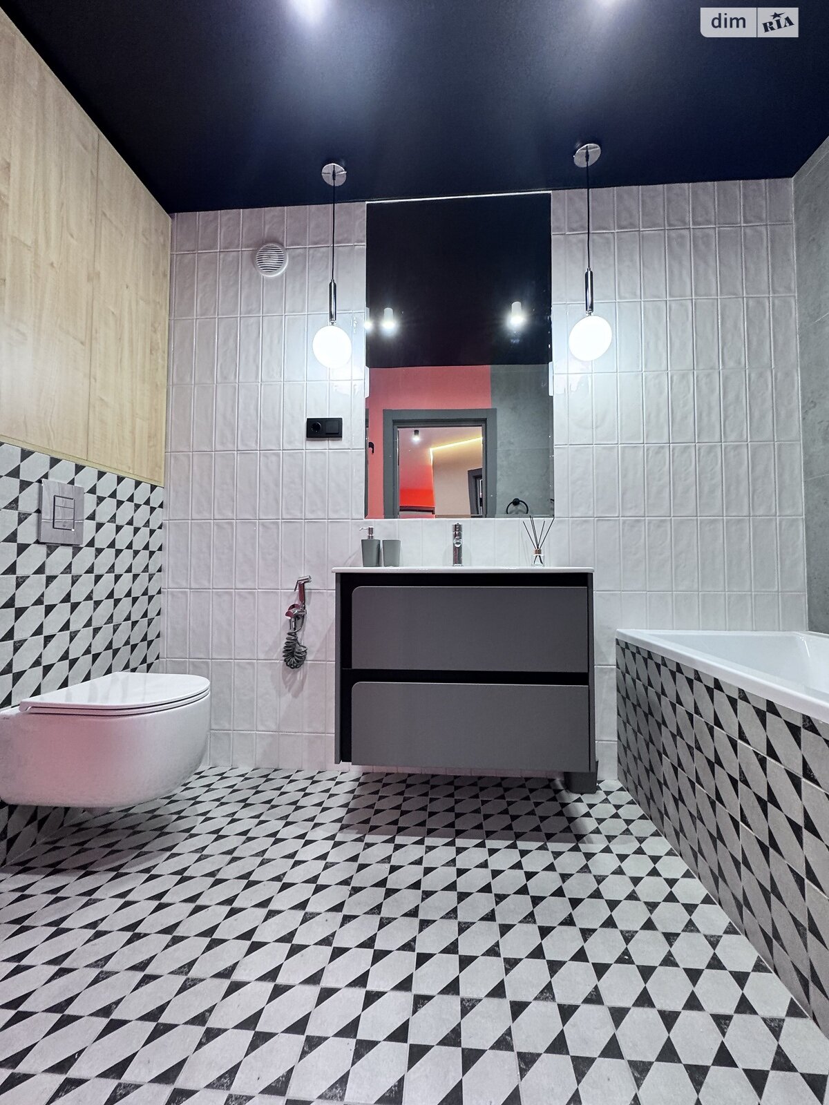 Продажа двухкомнатной квартиры в Тернополе, на ул. Пирогова 46, район Центр фото 1 Продажа двухкомнатной квартиры в Тернополе, на ул. Пирогова 46, район Центр фото 1