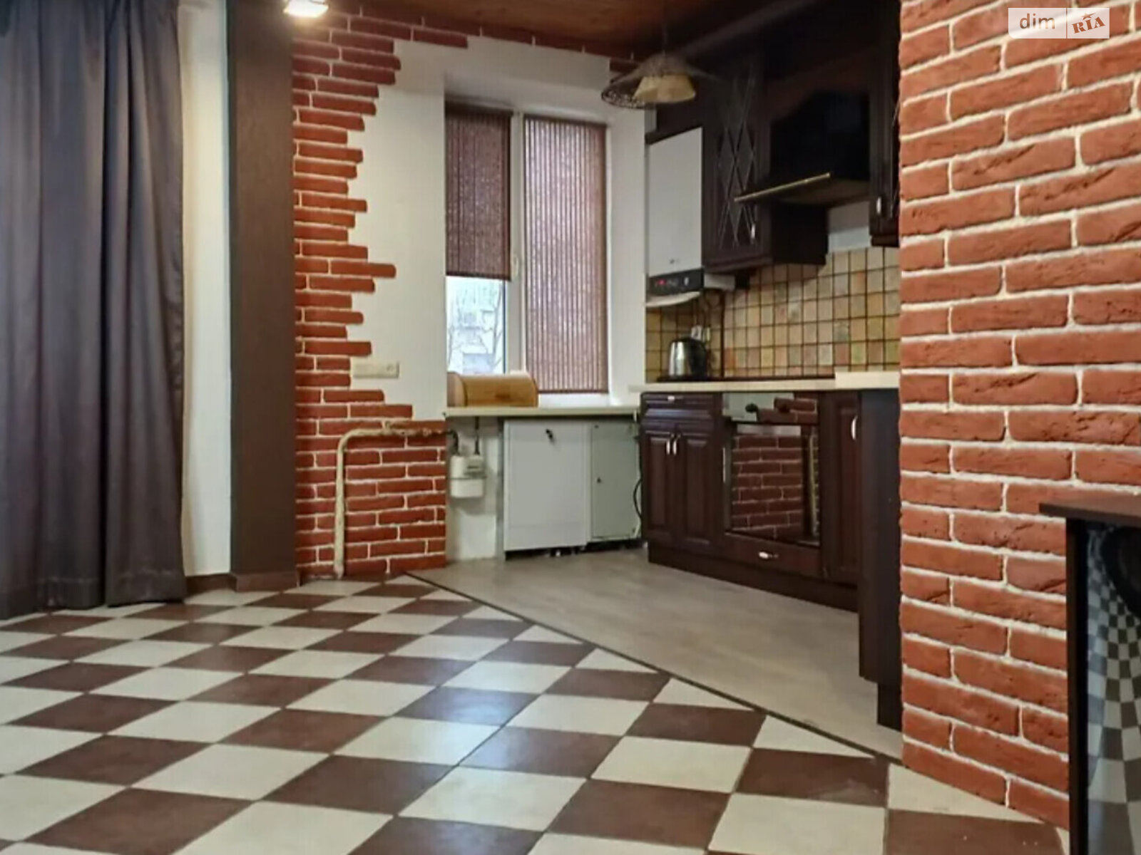 Продаж двокімнатної квартири в Тернополі, на вул. Руська 24, район Центр фото 1 Продаж двокімнатної квартири в Тернополі, на вул. Руська 24, район Центр фото 1