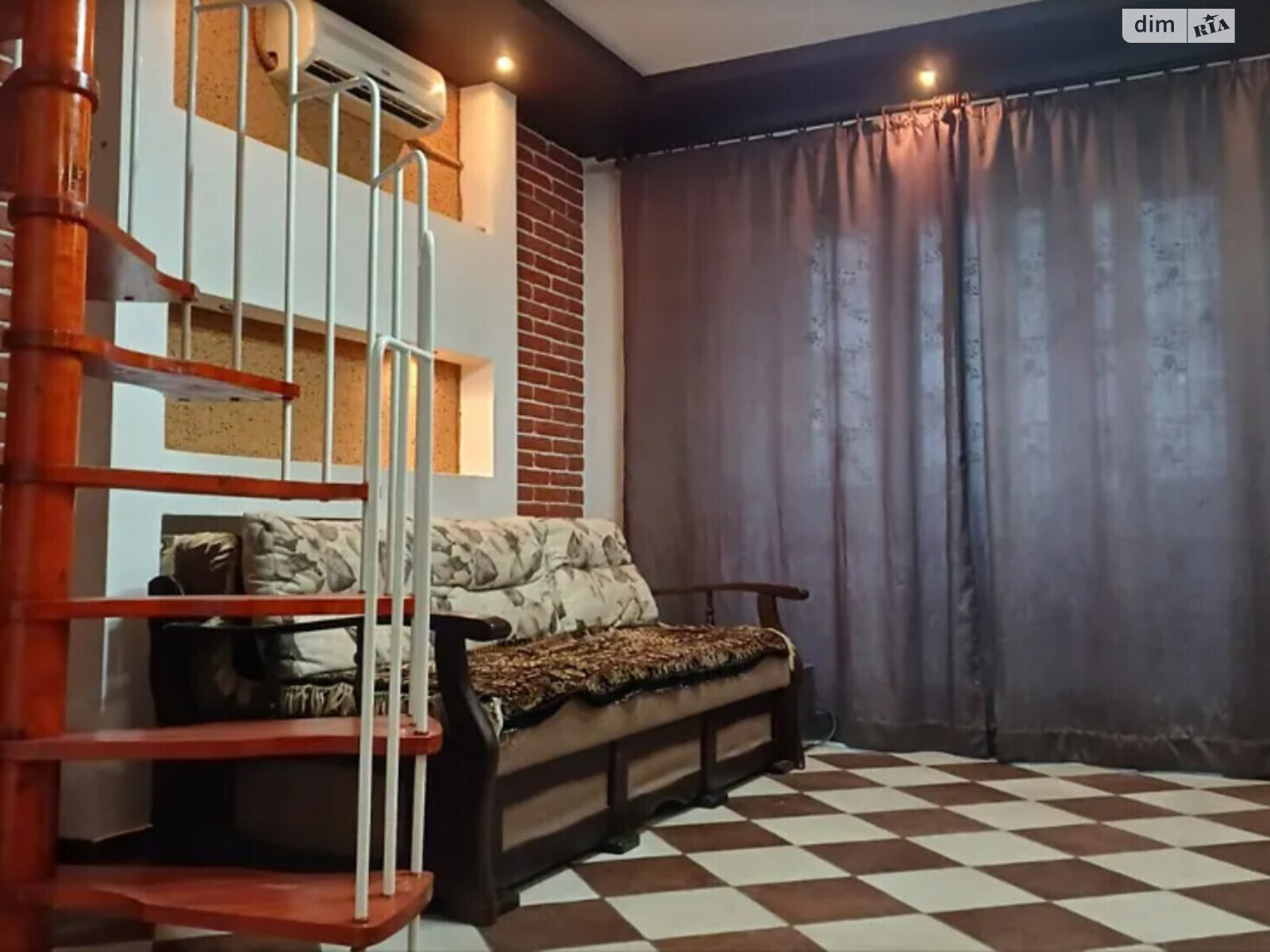 Продаж двокімнатної квартири в Тернополі, на вул. Руська 24, район Центр фото 1 Продаж двокімнатної квартири в Тернополі, на вул. Руська 24, район Центр фото 1