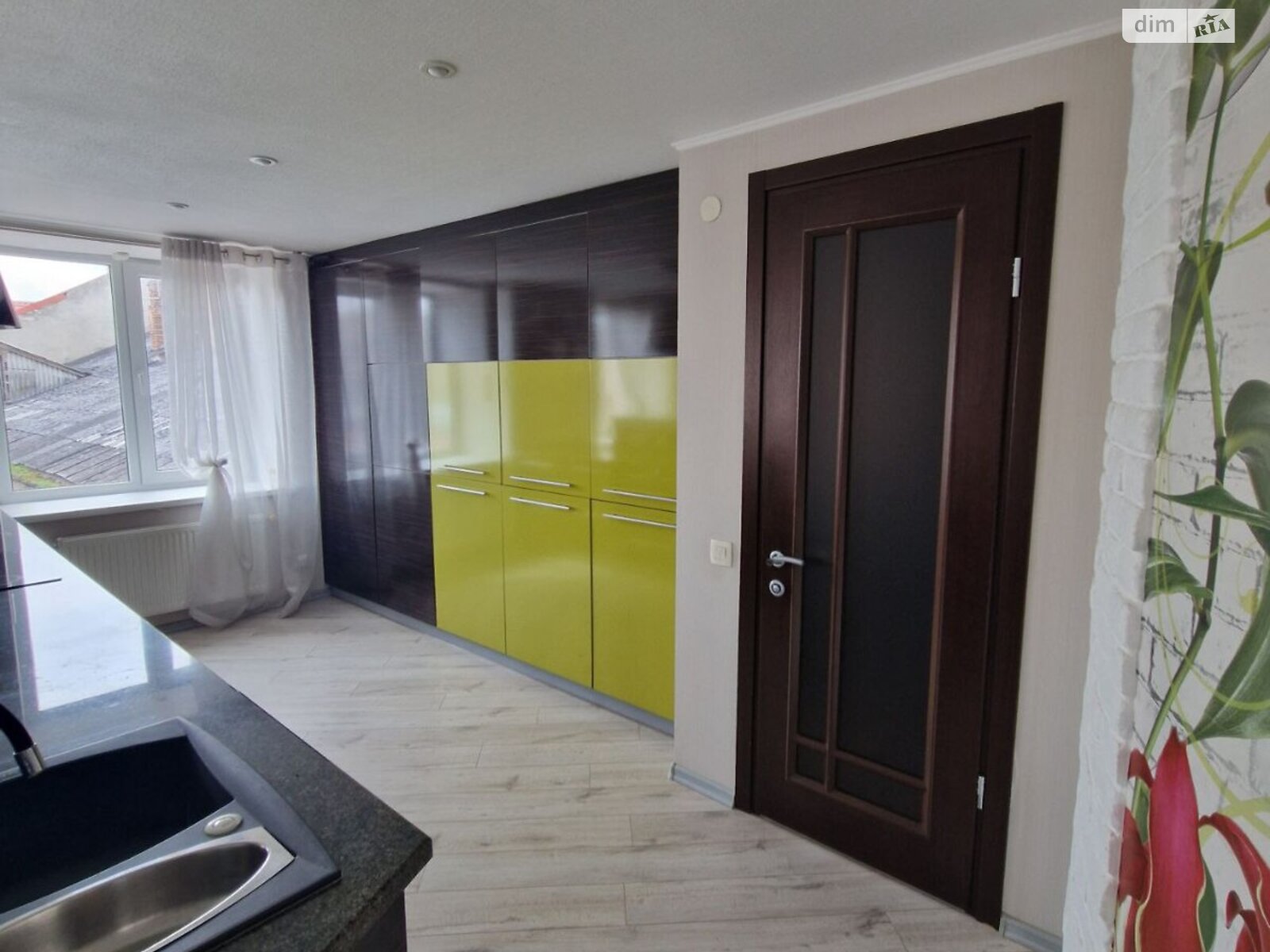 Продажа трехкомнатной квартиры в Тернополе, на ул. Сагайдачного Гетмана 4, район Центр фото 1 Продажа трехкомнатной квартиры в Тернополе, на ул. Сагайдачного Гетмана 4, район Центр фото 1