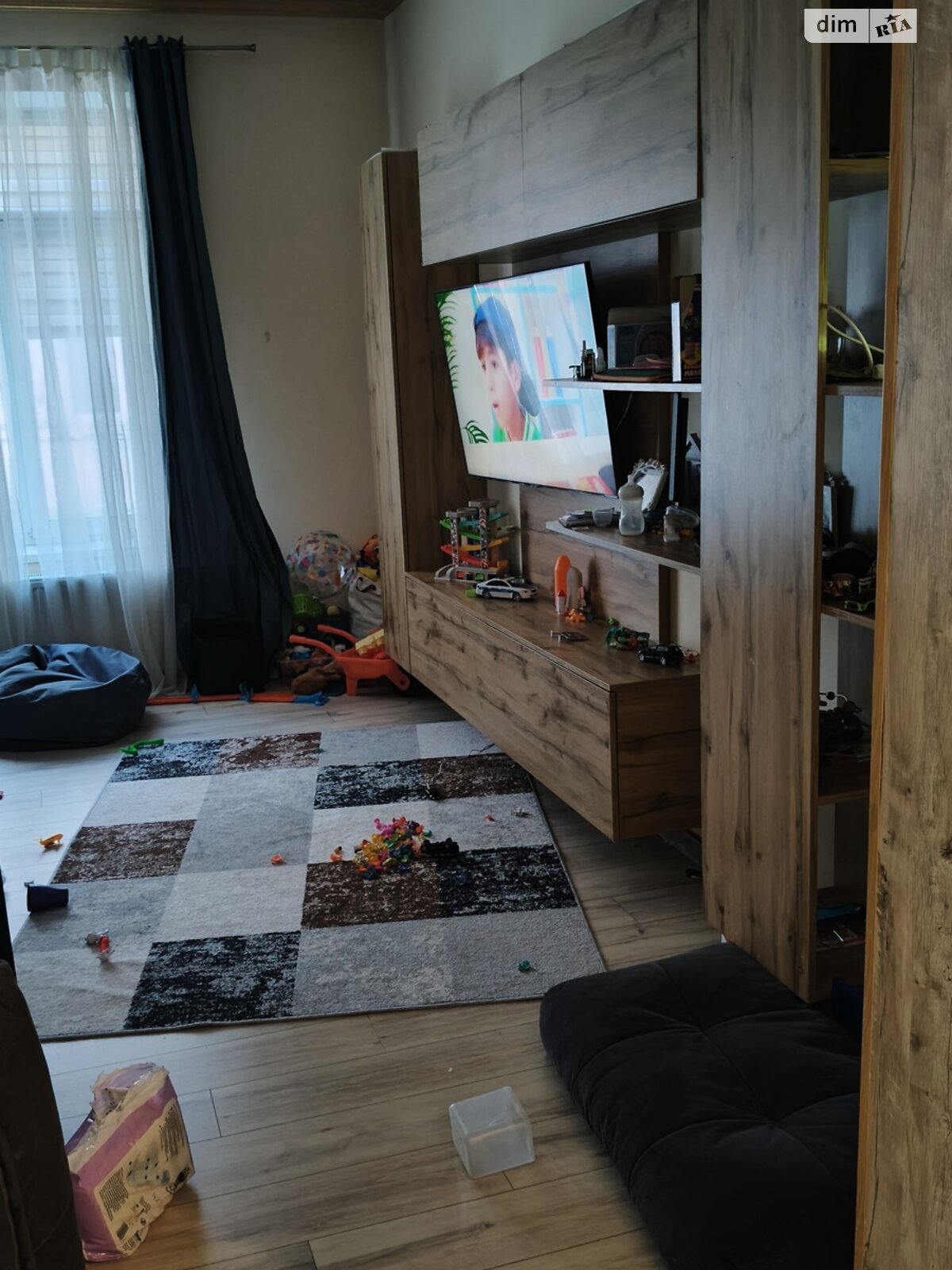 Продаж чотирикімнатної квартири в Тернополі, на вул. Січових Стрільців, район Центр фото 1