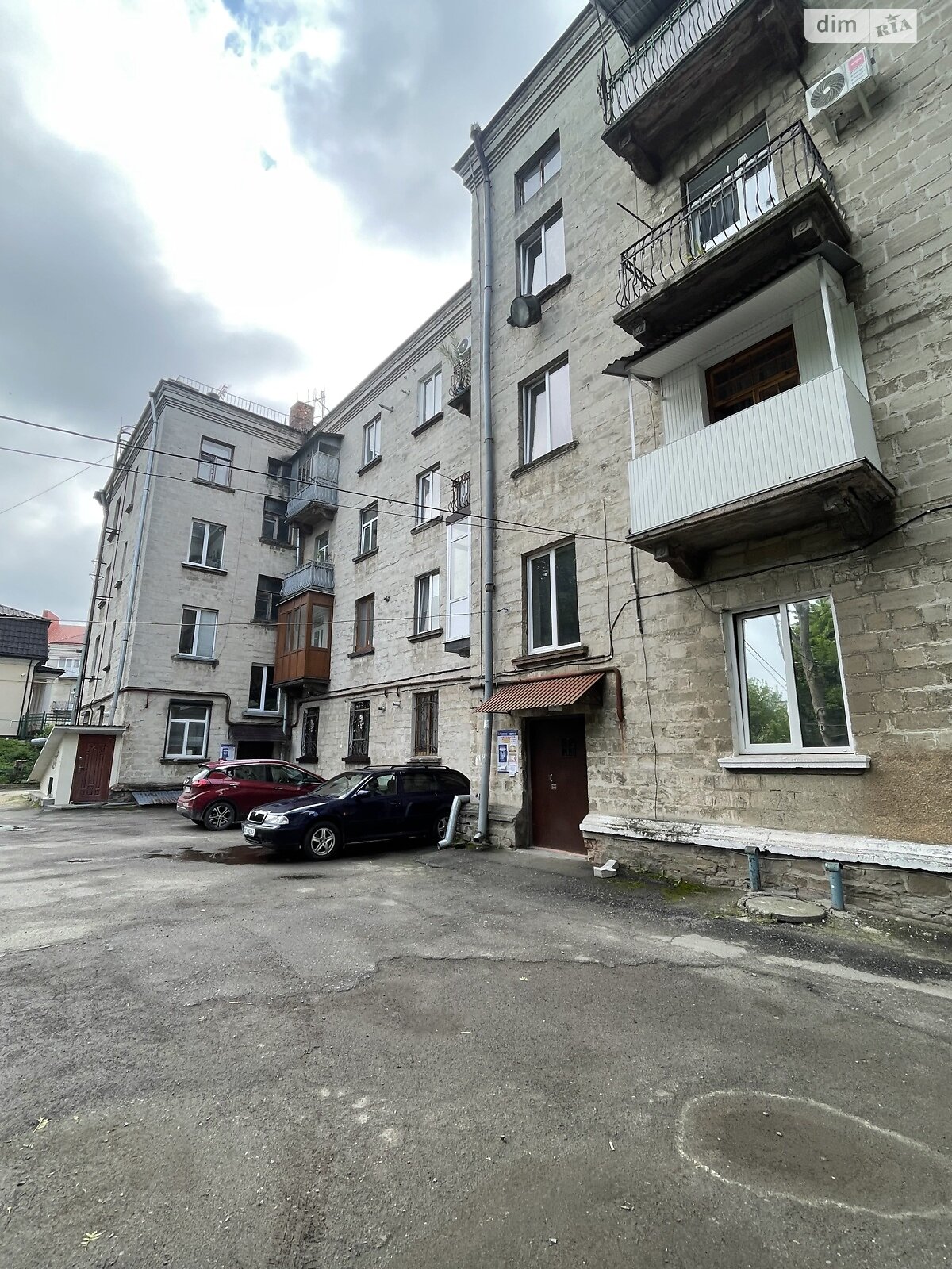 Продажа двухкомнатной квартиры в Тернополе, на ул. Словацкого Юлиуша, район Центр фото 1 Продажа двухкомнатной квартиры в Тернополе, на ул. Словацкого Юлиуша, район Центр фото 1