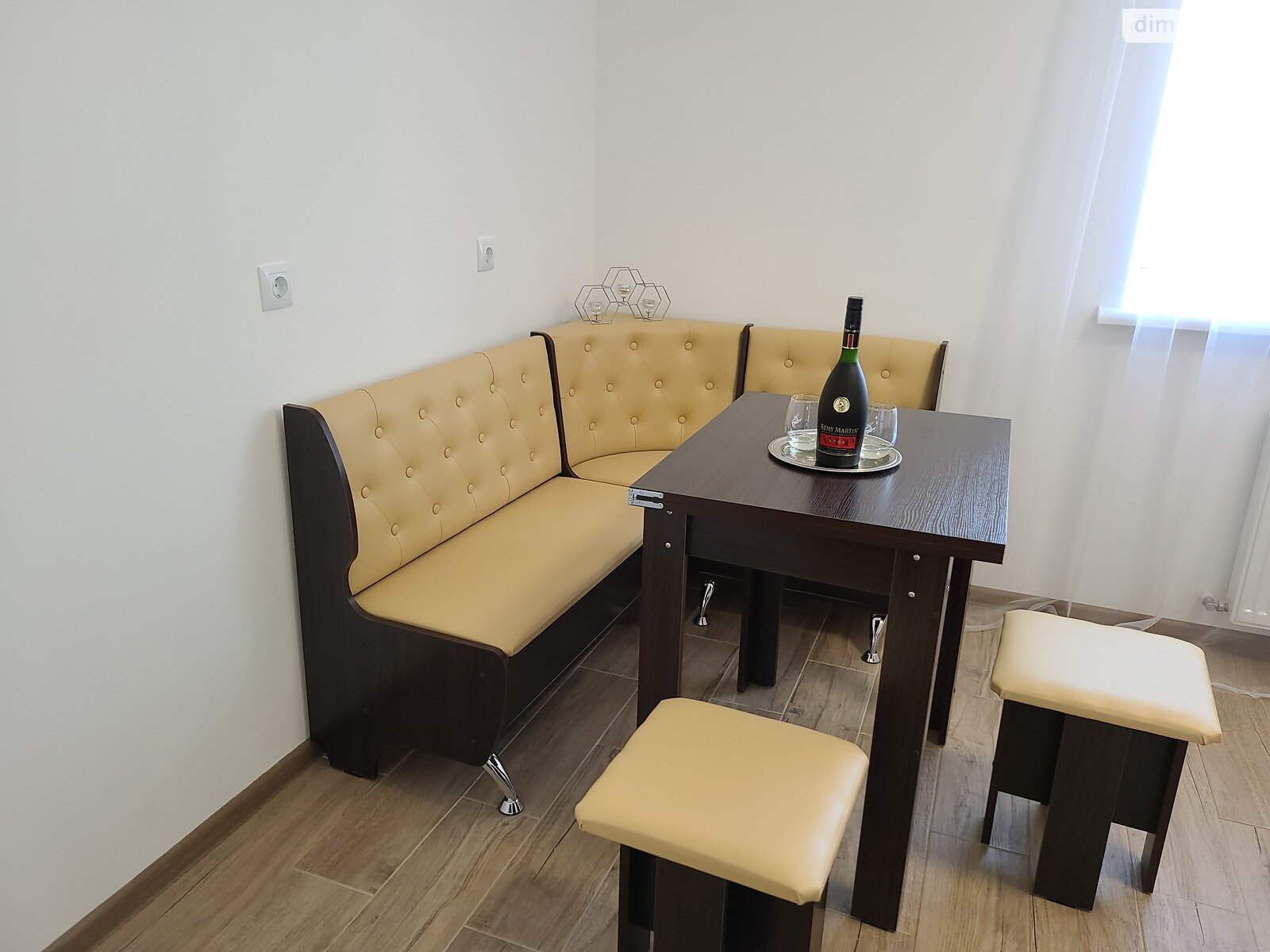 Продаж трикімнатної квартири в Тернополі, на вул. Стадникової Софії 9, район Центр фото 1 Продаж трикімнатної квартири в Тернополі, на вул. Стадникової Софії 9, район Центр фото 1