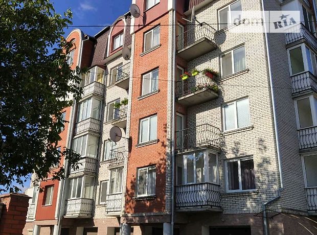 Продажа трехкомнатной квартиры в Тернополе, на Стецька район Центр фото 1 Продажа трехкомнатной квартиры в Тернополе, на Стецька район Центр фото 1