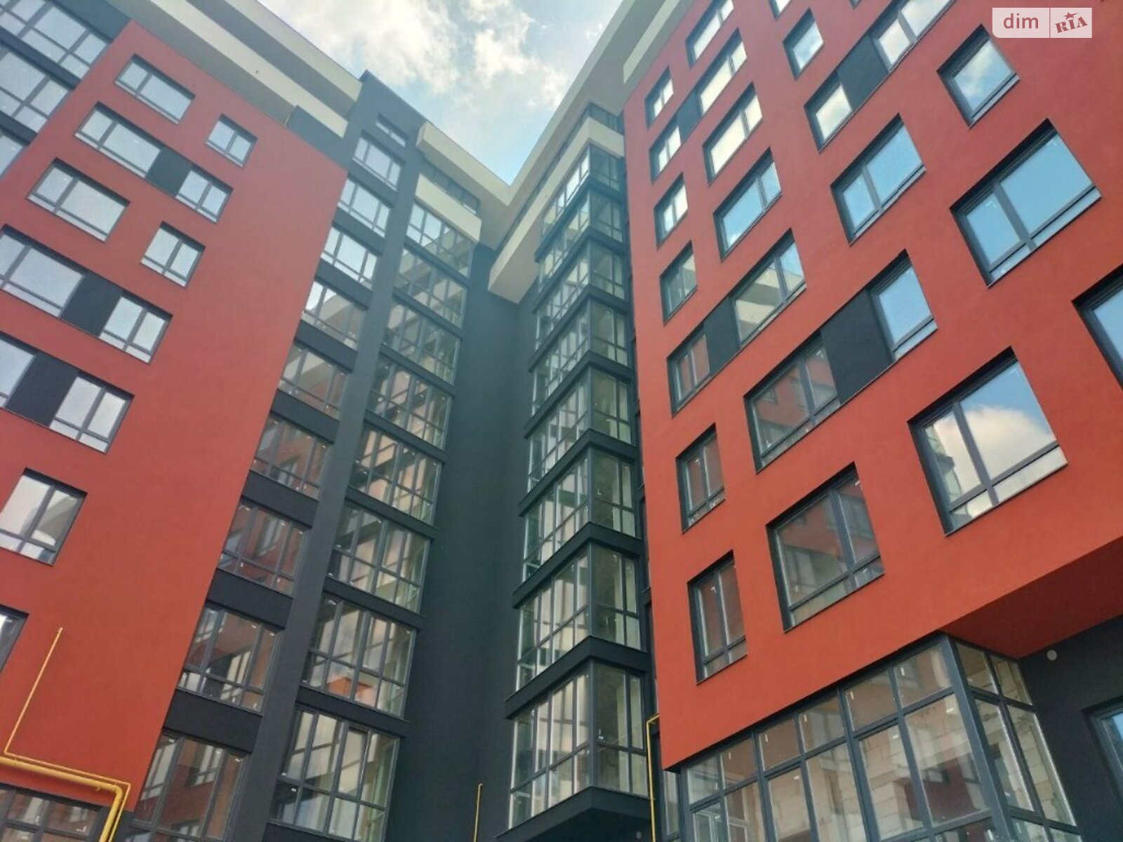 Продажа двухкомнатной квартиры в Тернополе, на ул. Торговица, район Центр фото 1 Продажа двухкомнатной квартиры в Тернополе, на ул. Торговица, район Центр фото 1