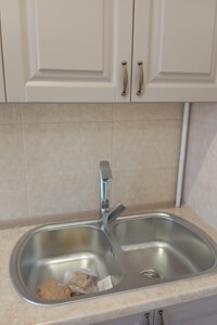 Продаж двокімнатної квартири в Тернополі, на вул. Пирогова 2, район Центр фото 2