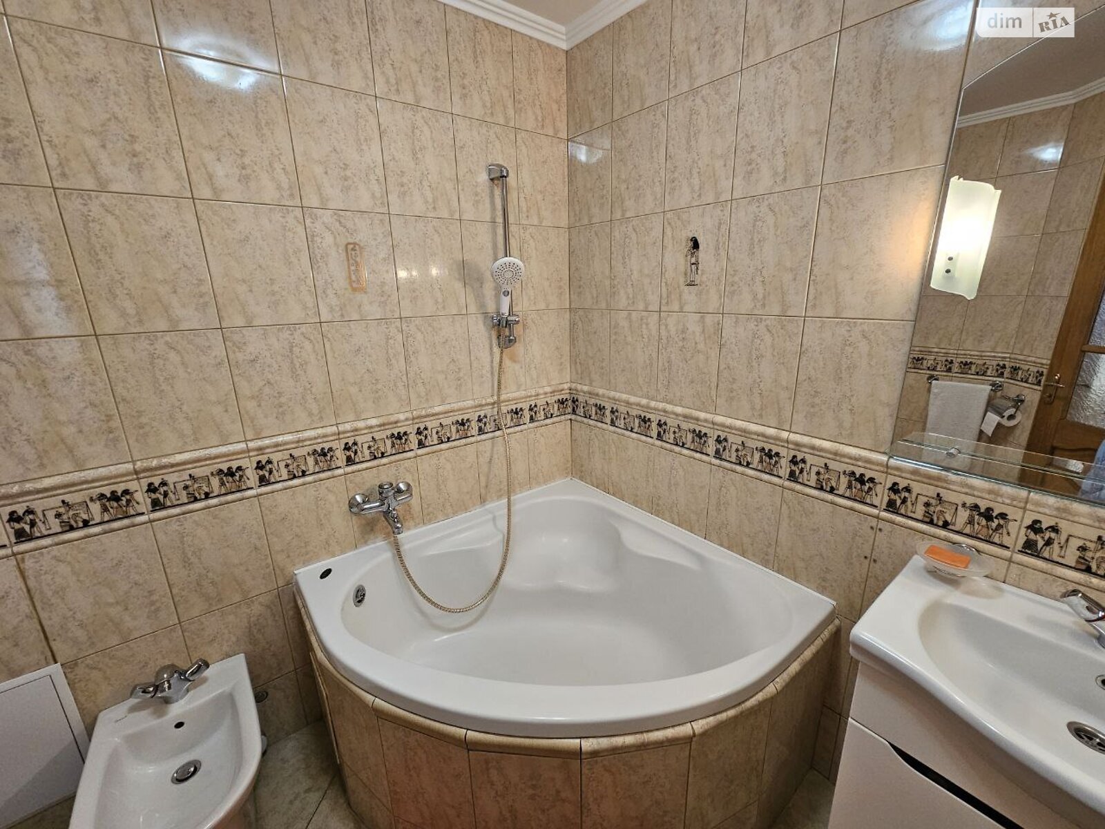 Продаж однокімнатної квартири в Тернополі, на вул. Торговиця, район Оболоня фото 1 Продаж однокімнатної квартири в Тернополі, на вул. Торговиця, район Оболоня фото 1
