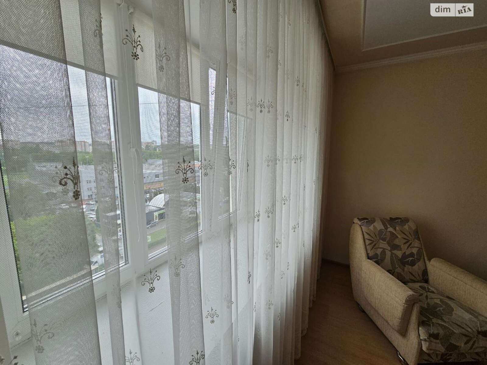 Продаж однокімнатної квартири в Тернополі, на вул. Торговиця, район Оболоня фото 1 Продаж однокімнатної квартири в Тернополі, на вул. Торговиця, район Оболоня фото 1