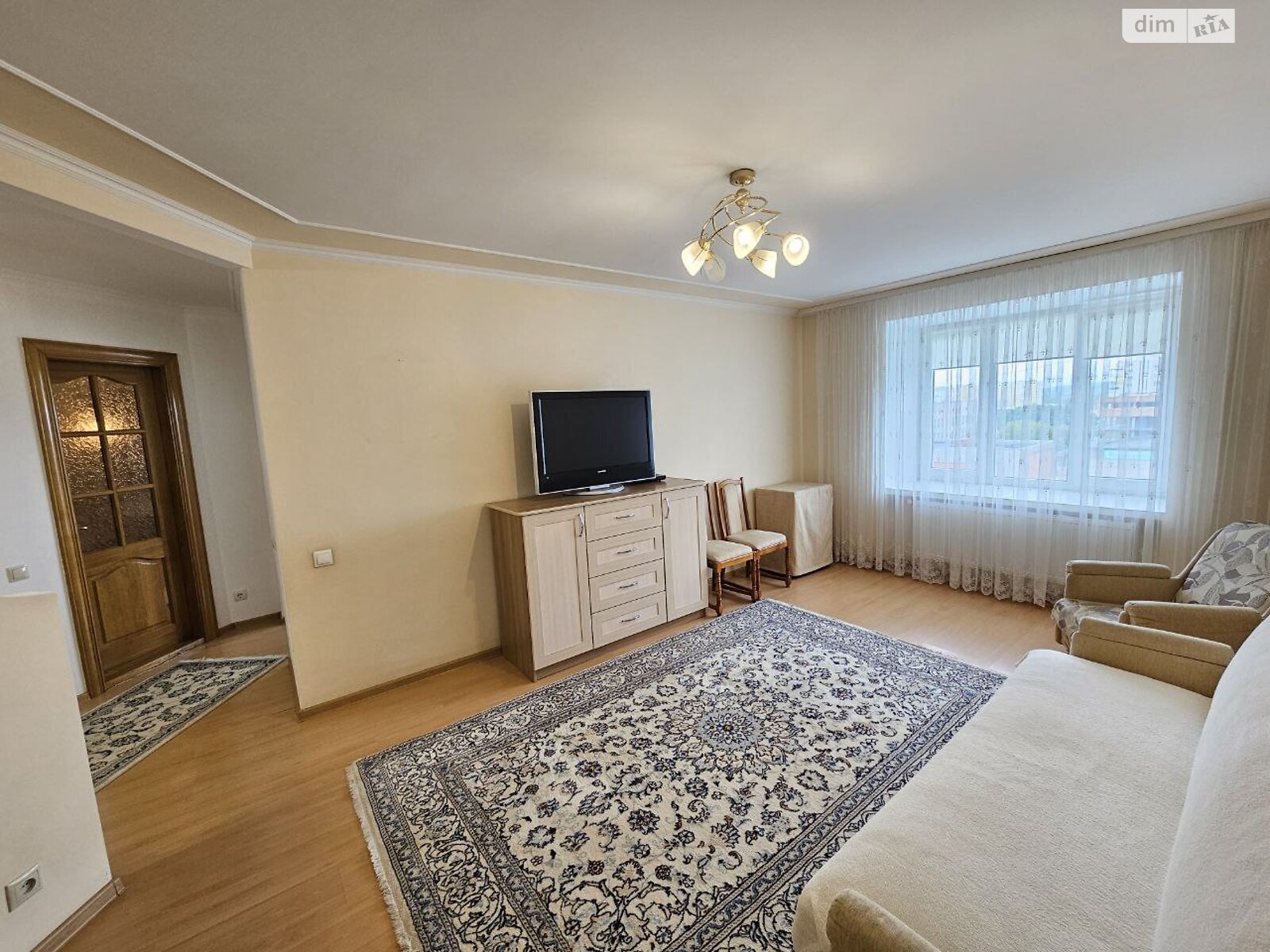 Продаж однокімнатної квартири в Тернополі, на вул. Торговиця, район Оболоня фото 1 Продаж однокімнатної квартири в Тернополі, на вул. Торговиця, район Оболоня фото 1