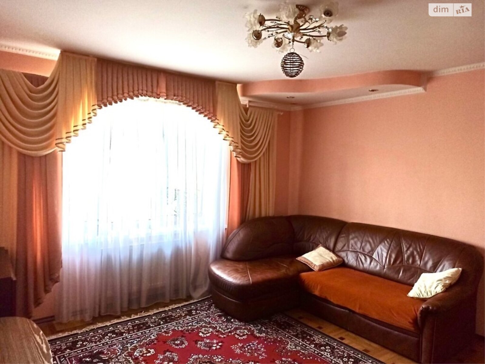 Продаж чотирикімнатної квартири в Тернополі, на вул. Торговиця, район Центр фото 1 Продаж чотирикімнатної квартири в Тернополі, на вул. Торговиця, район Центр фото 1