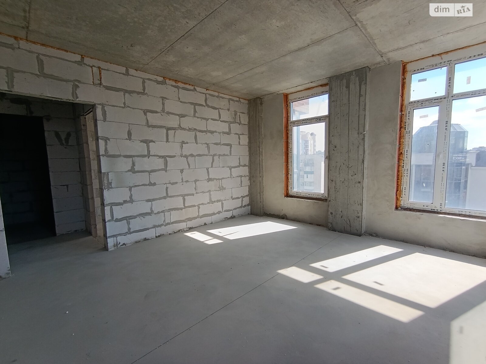 Продаж однокімнатної квартири в Тернополі, на вул. Торговиця, район Центр фото 1