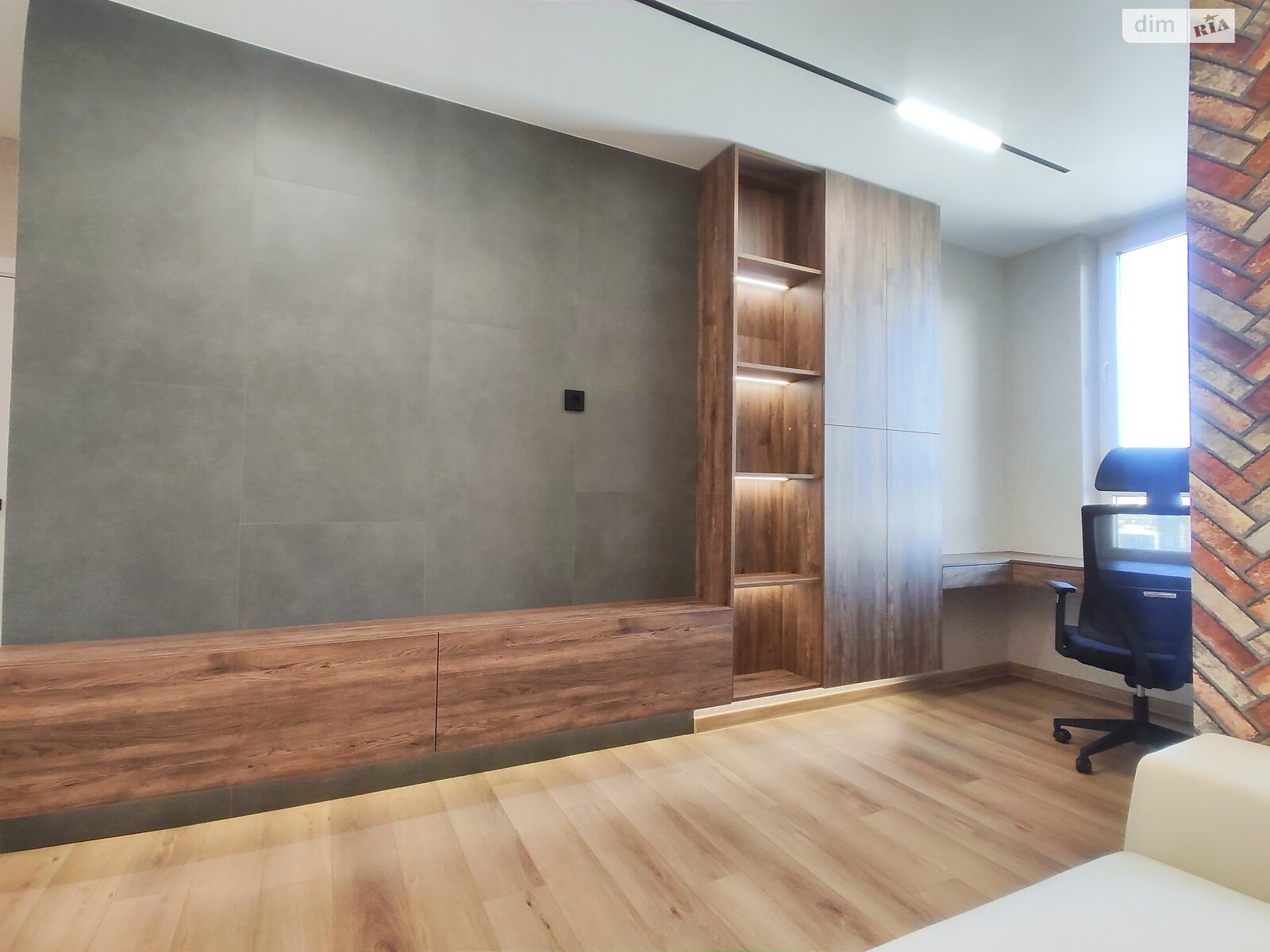 Продажа трехкомнатной квартиры в Тернополе, на ул. Торговица 19, район Центр фото 1