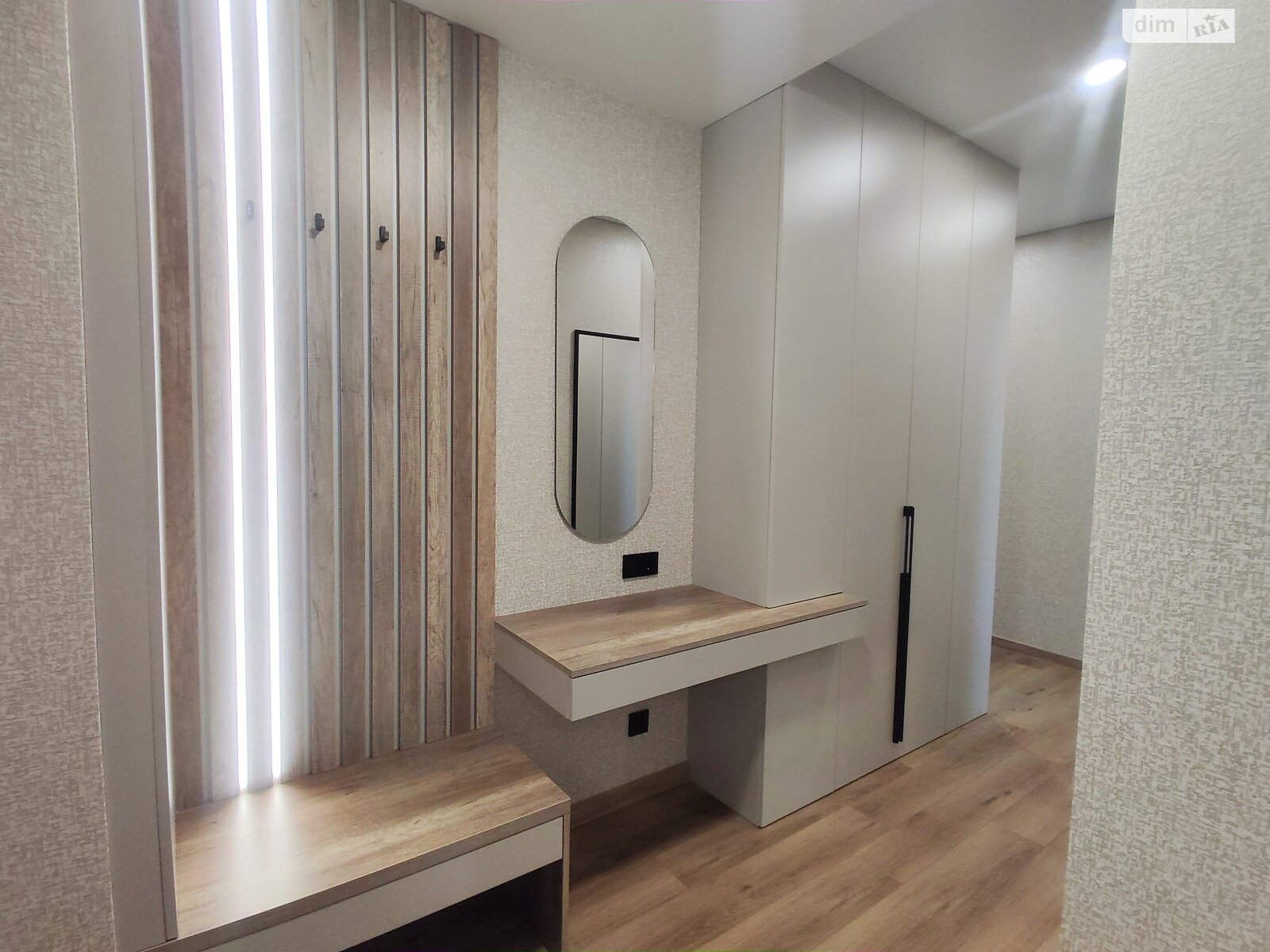 Продажа трехкомнатной квартиры в Тернополе, на ул. Торговица 19, район Центр фото 1