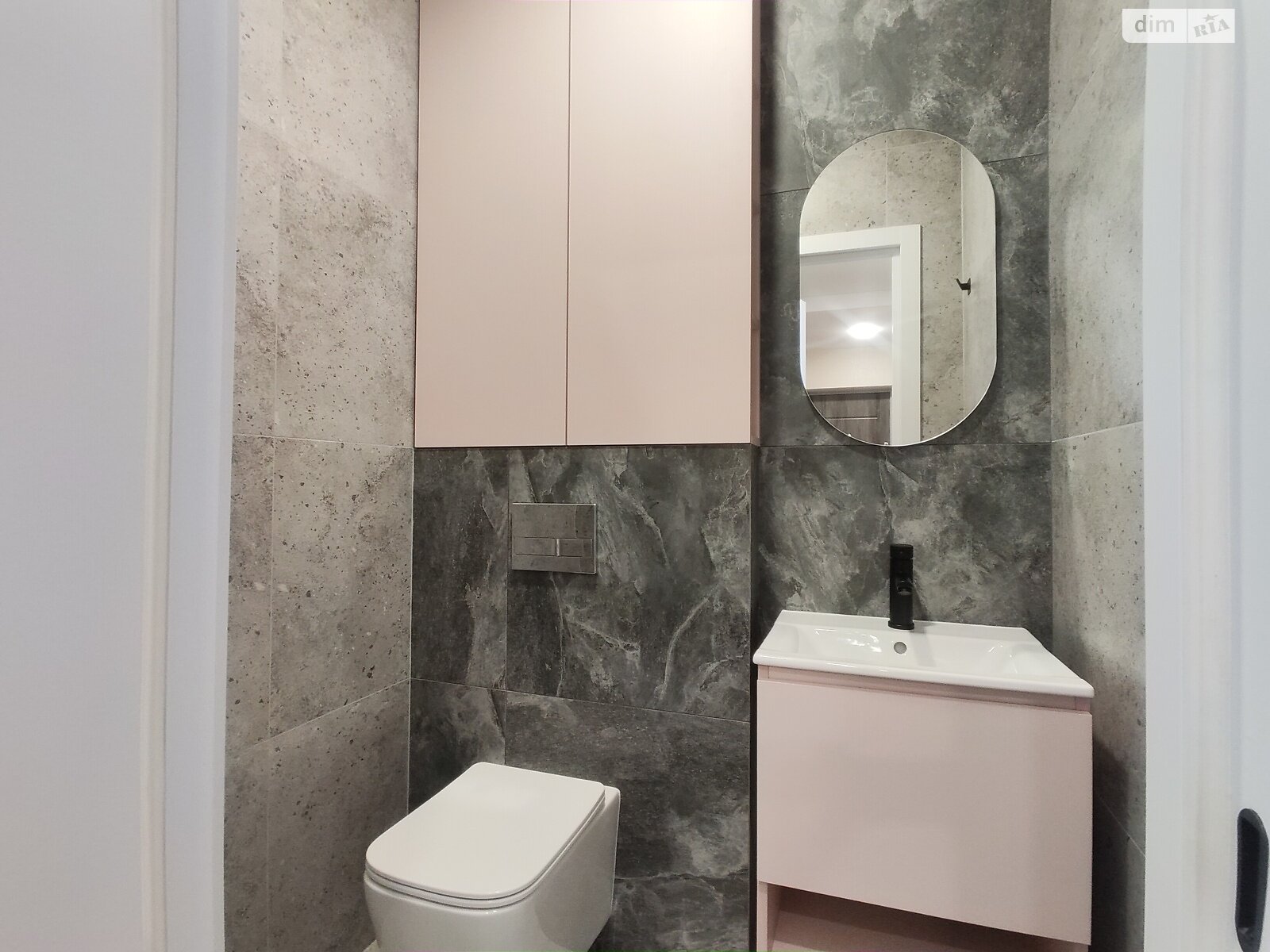 Продажа трехкомнатной квартиры в Тернополе, на ул. Торговица 19, район Центр фото 1