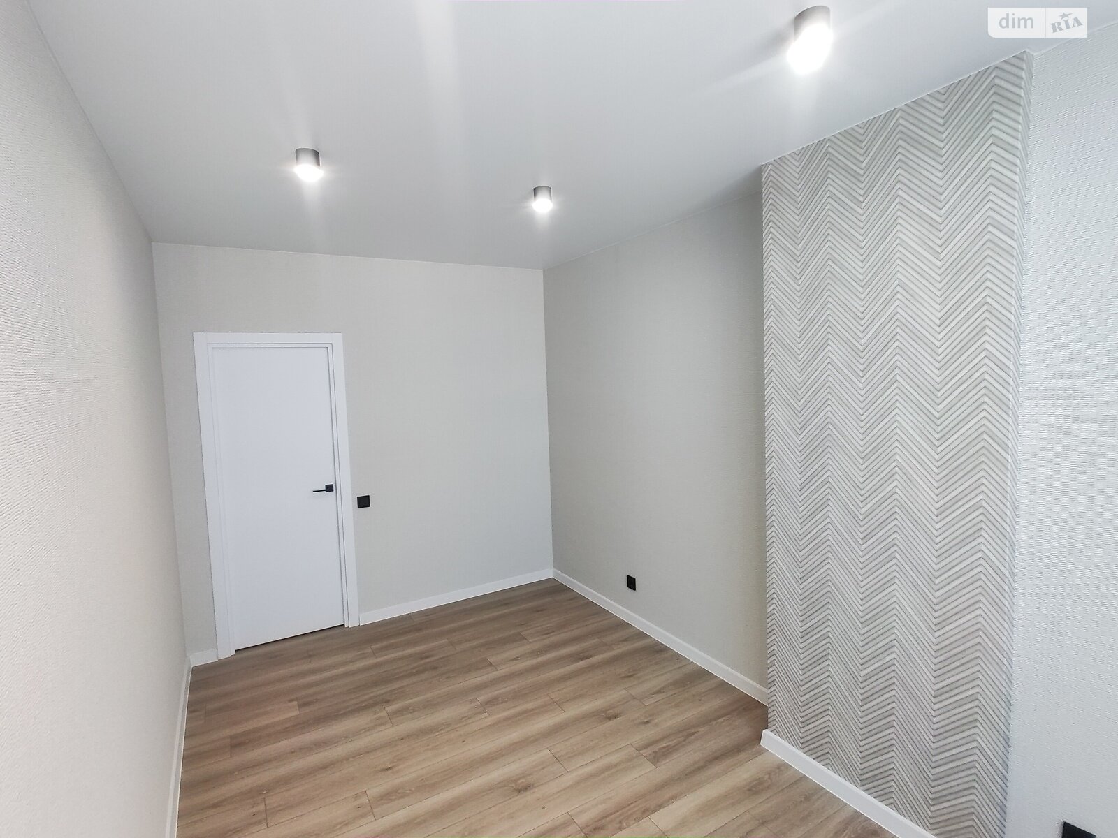 Продажа трехкомнатной квартиры в Тернополе, на ул. Торговица 19, район Центр фото 1