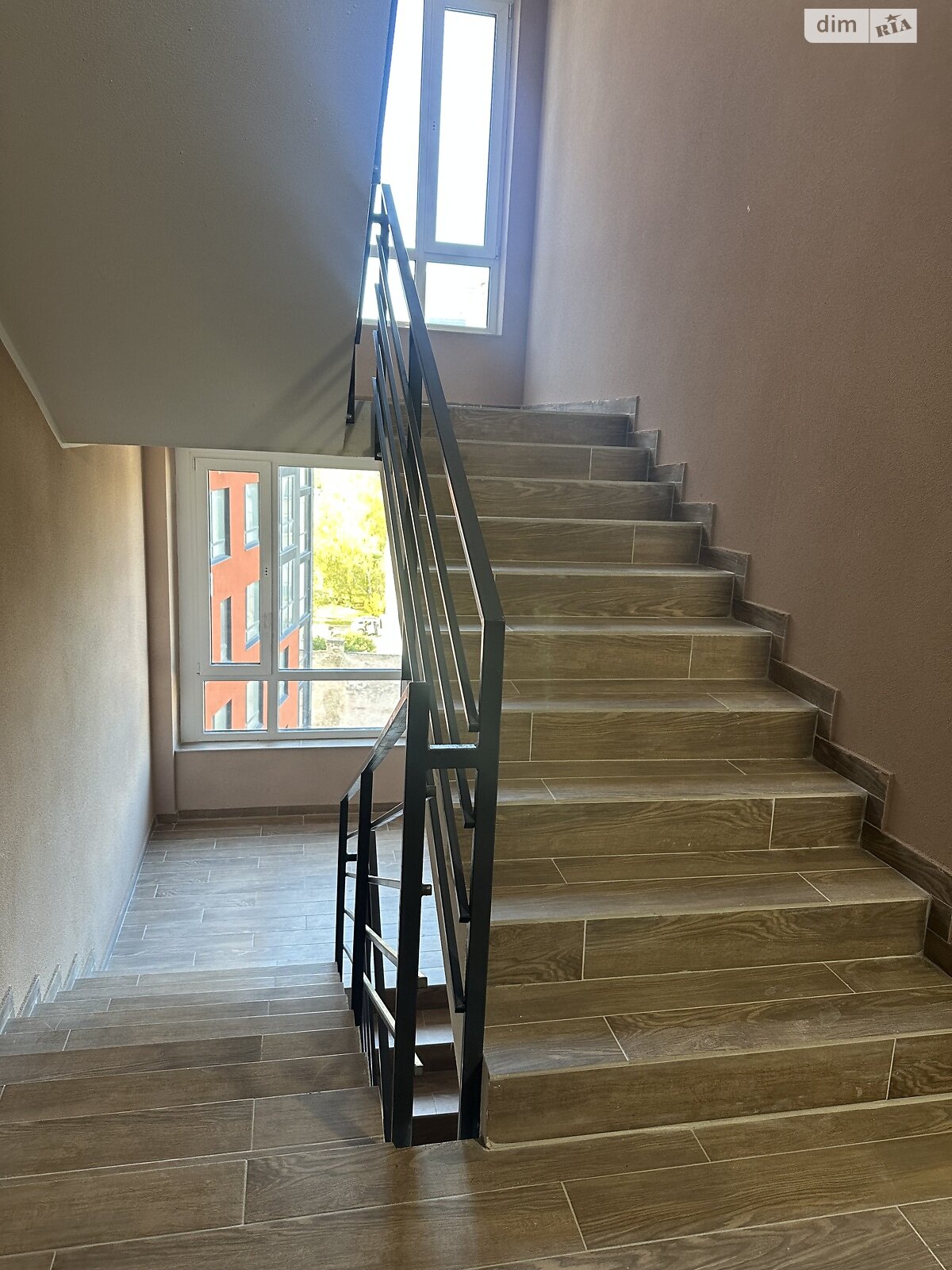 Продажа двухкомнатной квартиры в Тернополе, на ул. Торговица, район Центр фото 1 Продажа двухкомнатной квартиры в Тернополе, на ул. Торговица, район Центр фото 1