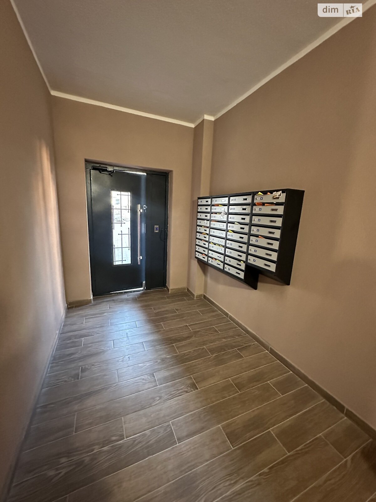 Продажа двухкомнатной квартиры в Тернополе, на ул. Торговица, район Центр фото 1 Продажа двухкомнатной квартиры в Тернополе, на ул. Торговица, район Центр фото 1