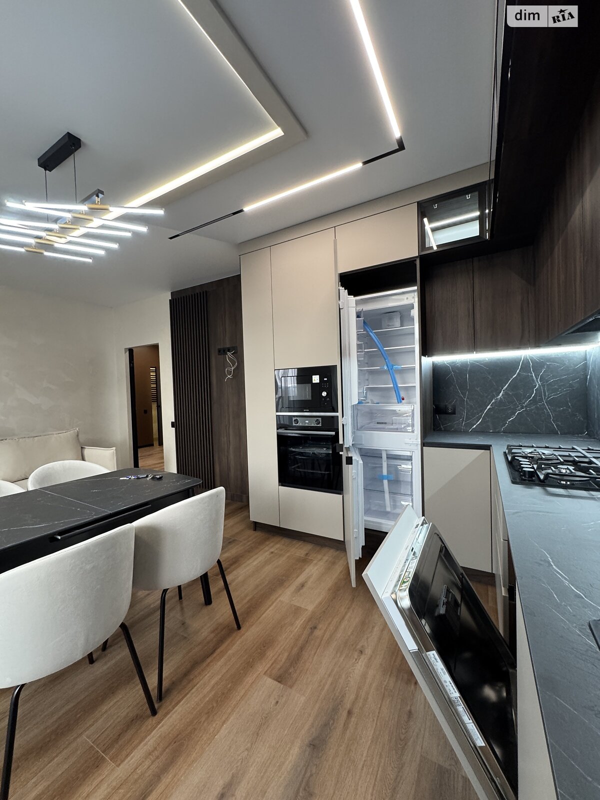 Продажа двухкомнатной квартиры в Тернополе, на ул. Торговица 19, район Центр фото 1 Продажа двухкомнатной квартиры в Тернополе, на ул. Торговица 19, район Центр фото 1