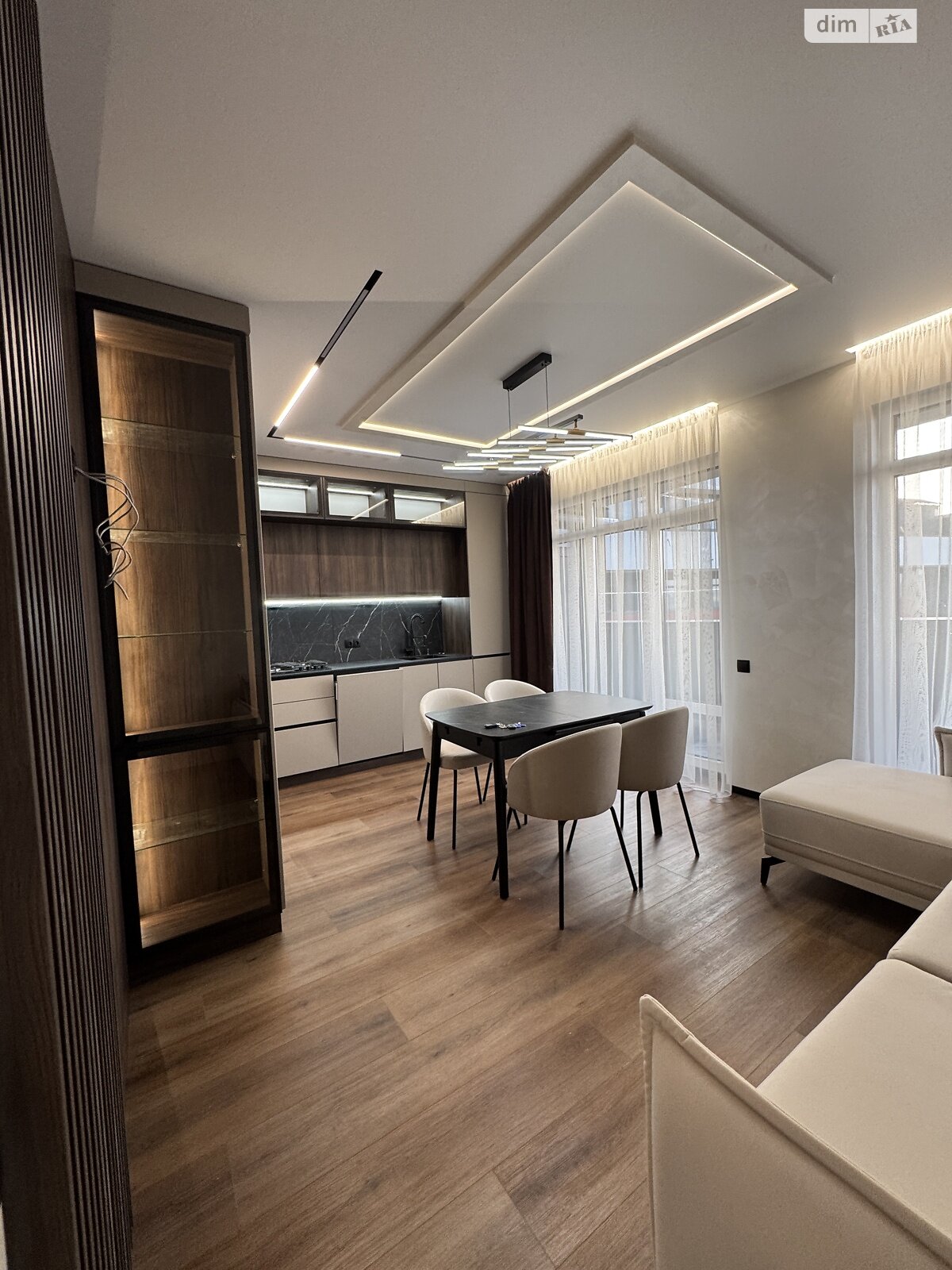 Продажа двухкомнатной квартиры в Тернополе, на ул. Торговица 19, район Центр фото 1 Продажа двухкомнатной квартиры в Тернополе, на ул. Торговица 19, район Центр фото 1