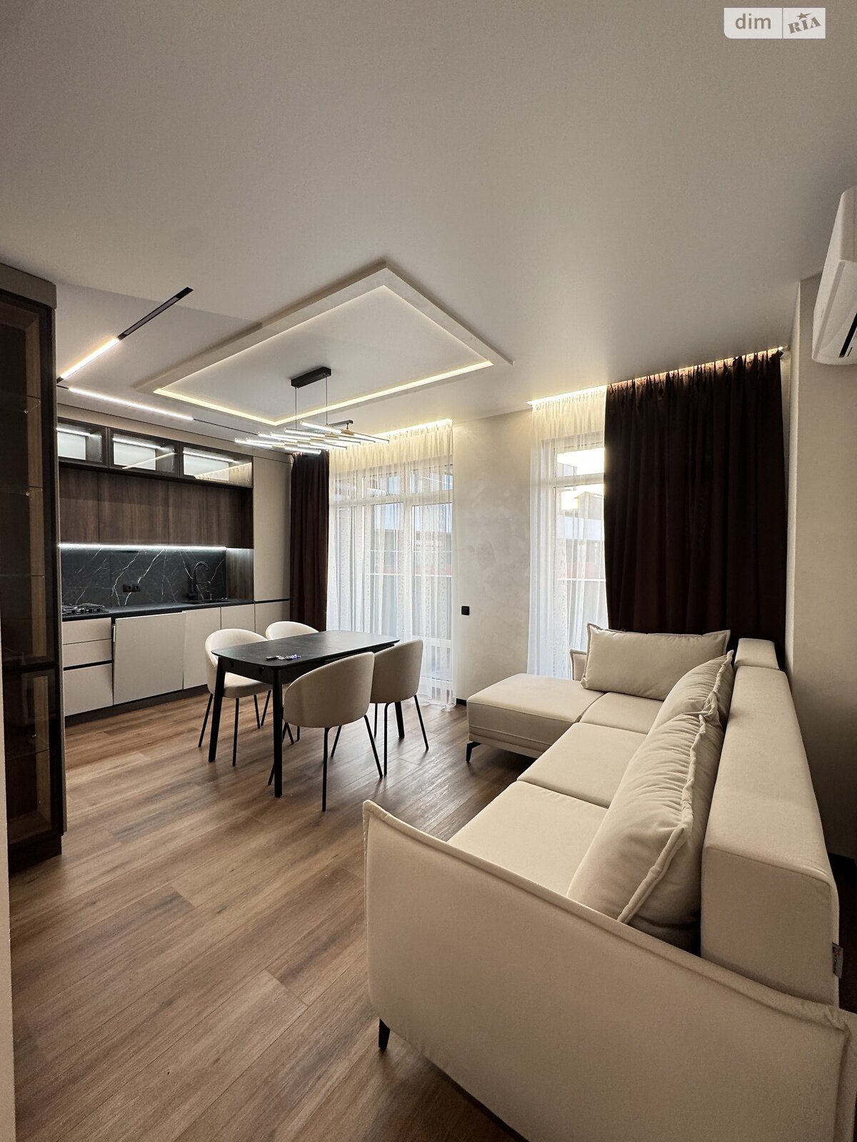 Продажа двухкомнатной квартиры в Тернополе, на ул. Торговица 19, район Центр фото 1 Продажа двухкомнатной квартиры в Тернополе, на ул. Торговица 19, район Центр фото 1