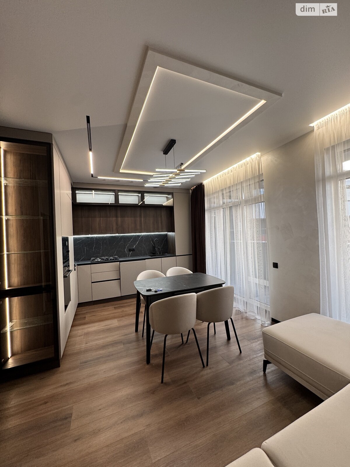 Продажа двухкомнатной квартиры в Тернополе, на ул. Торговица 19, район Центр фото 1 Продажа двухкомнатной квартиры в Тернополе, на ул. Торговица 19, район Центр фото 1