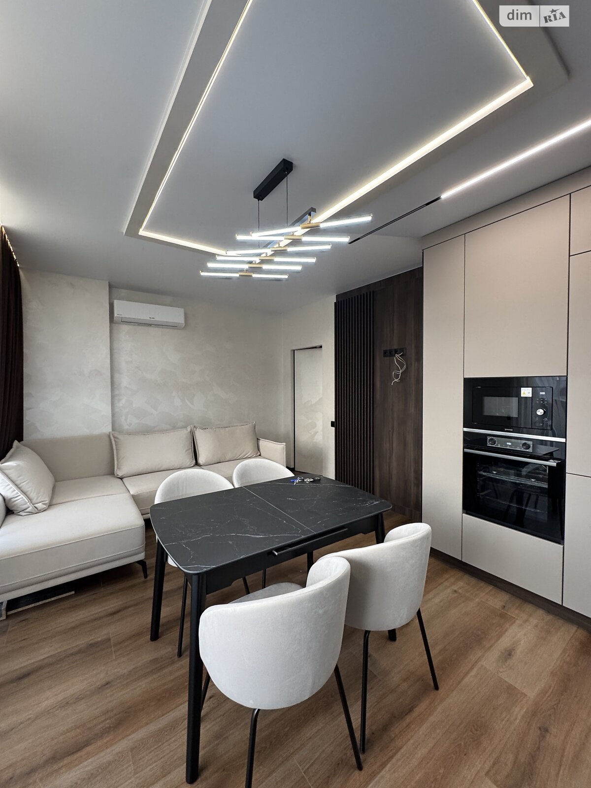 Продажа двухкомнатной квартиры в Тернополе, на ул. Торговица 19, район Центр фото 1 Продажа двухкомнатной квартиры в Тернополе, на ул. Торговица 19, район Центр фото 1