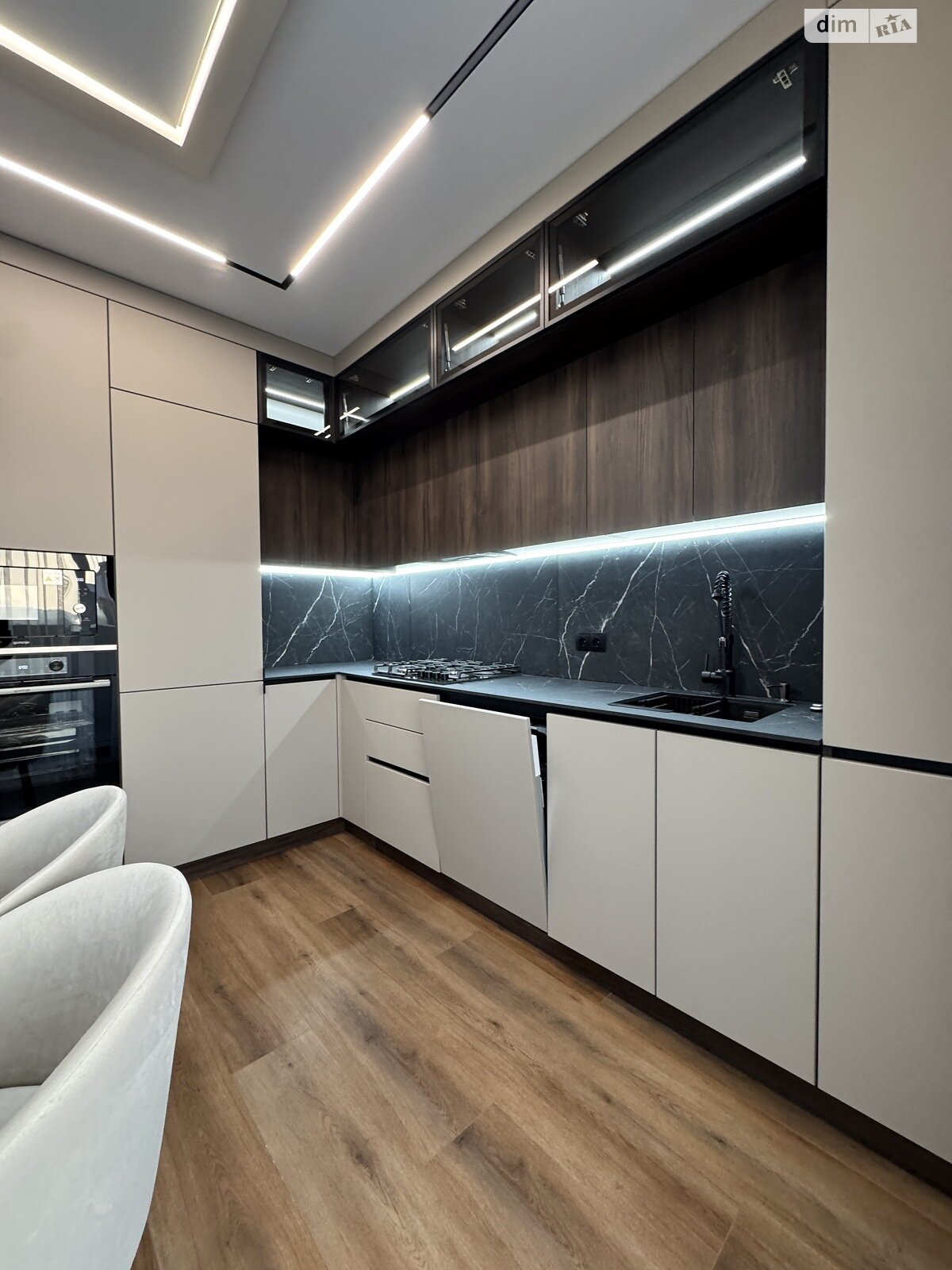 Продажа двухкомнатной квартиры в Тернополе, на ул. Торговица 19, район Центр фото 1 Продажа двухкомнатной квартиры в Тернополе, на ул. Торговица 19, район Центр фото 1