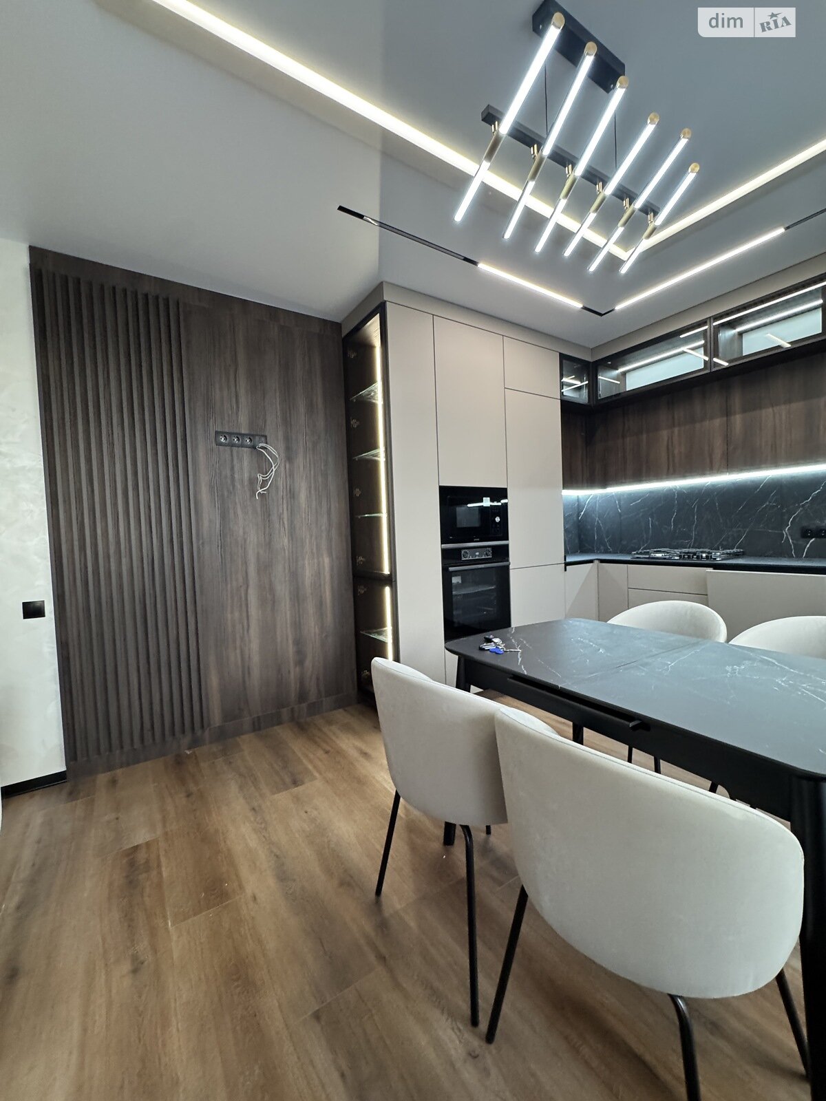 Продажа двухкомнатной квартиры в Тернополе, на ул. Торговица 19, район Центр фото 1 Продажа двухкомнатной квартиры в Тернополе, на ул. Торговица 19, район Центр фото 1