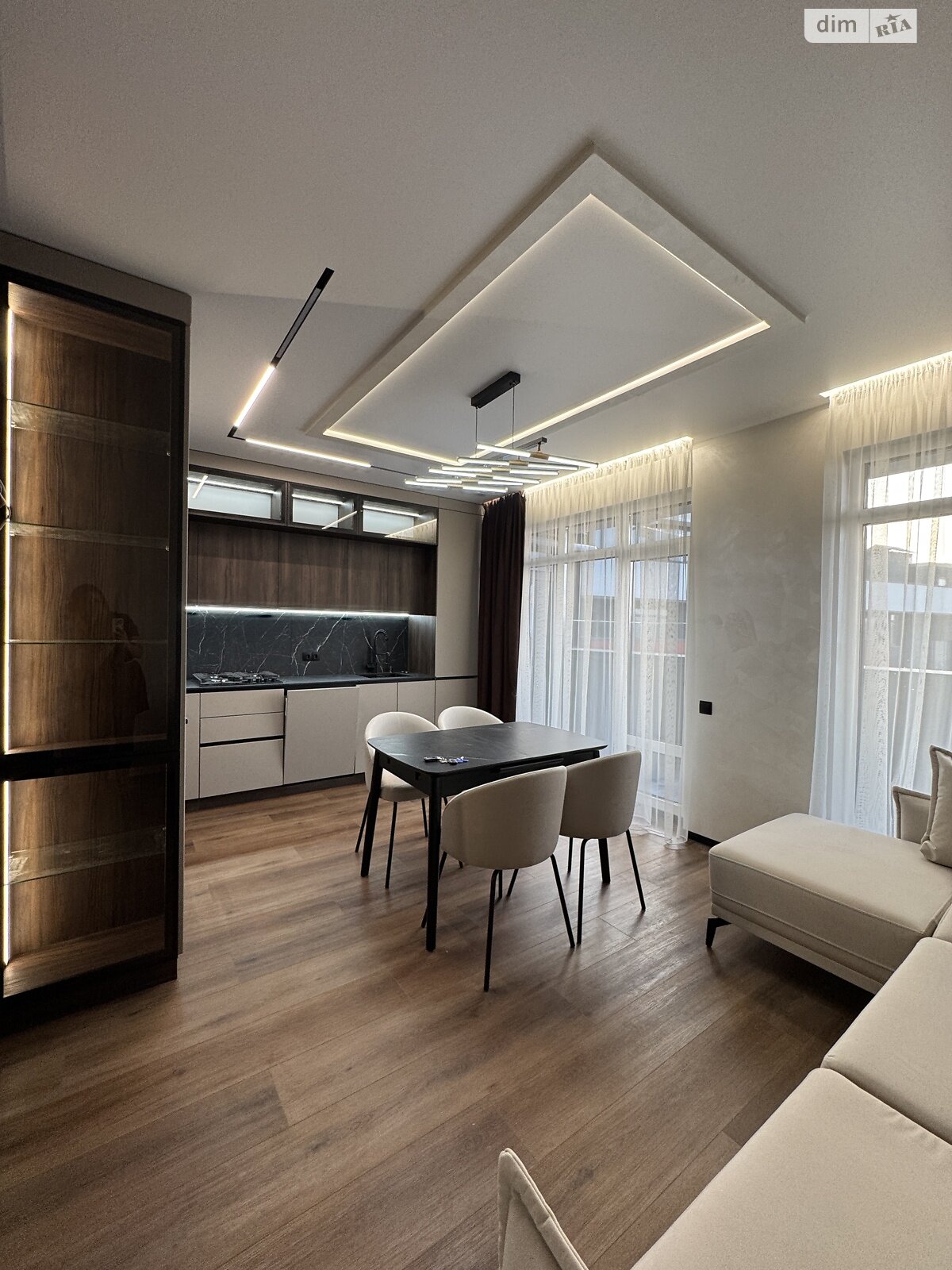 Продажа двухкомнатной квартиры в Тернополе, на ул. Торговица 19, район Центр фото 1 Продажа двухкомнатной квартиры в Тернополе, на ул. Торговица 19, район Центр фото 1